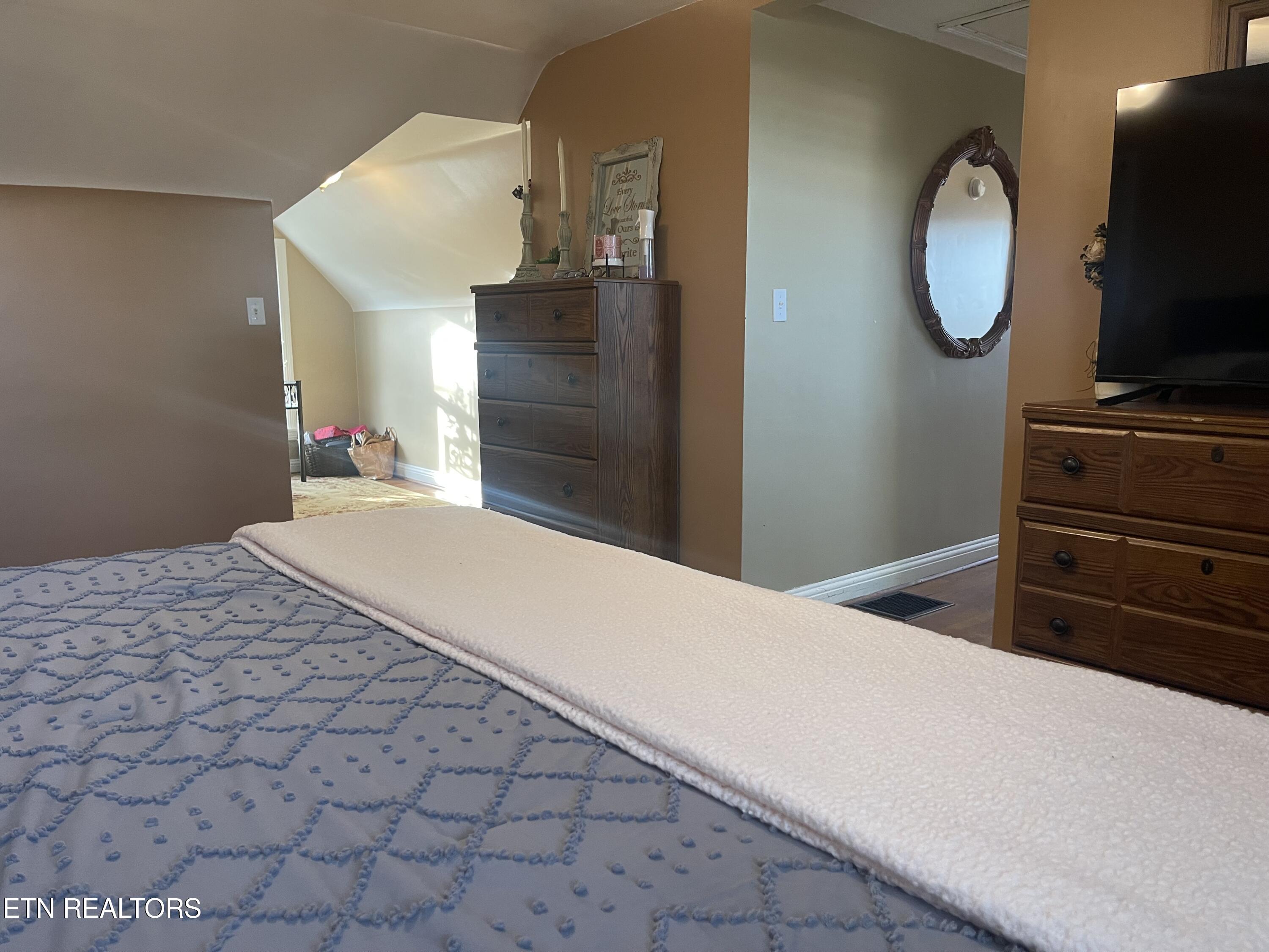 105 Franklin Avenue Harrogate TN 37752