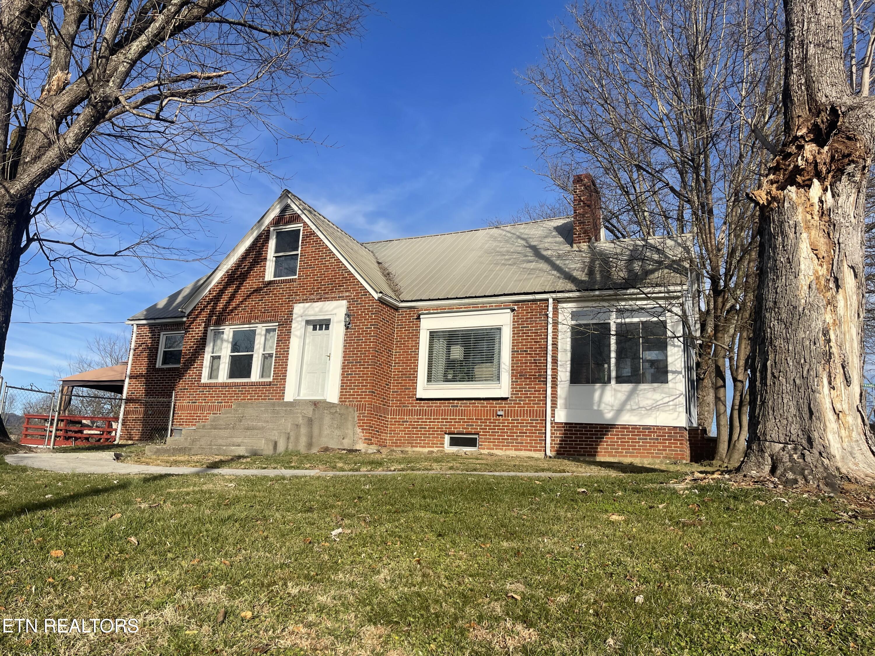 105 Franklin Avenue Harrogate TN 37752