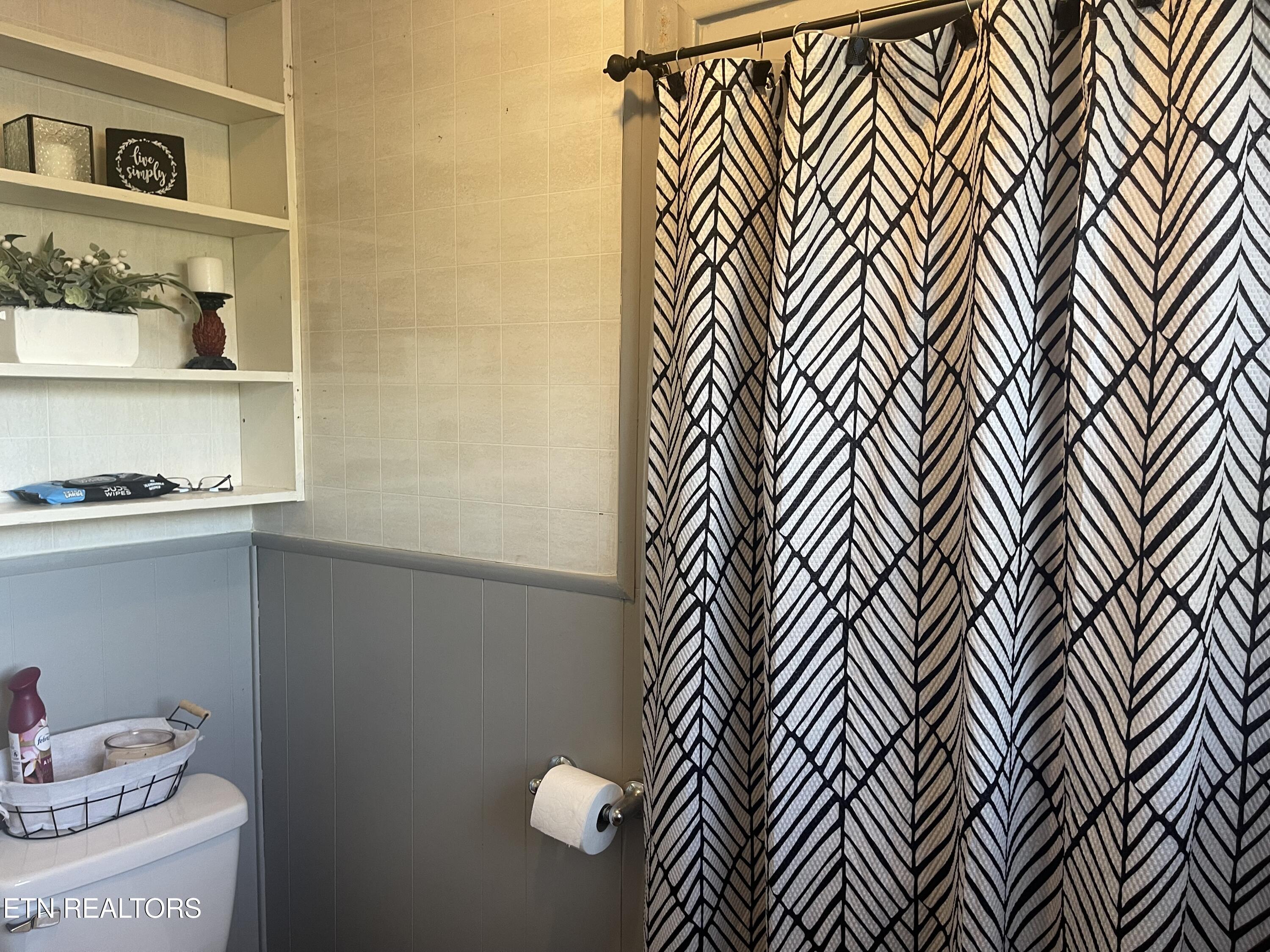 105 Franklin Avenue Harrogate TN 37752