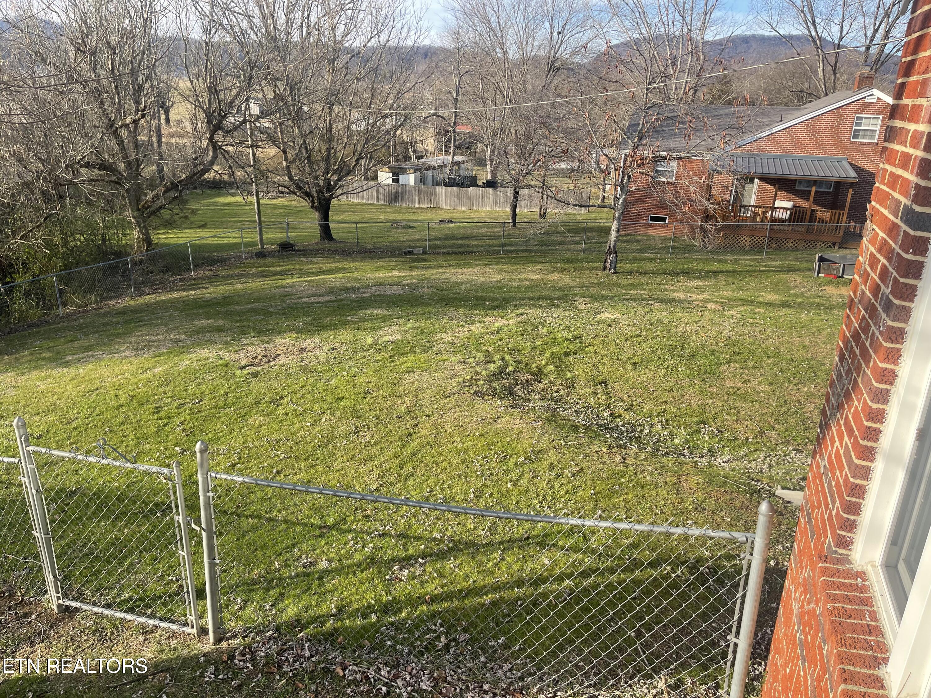 105 Franklin Avenue Harrogate TN 37752