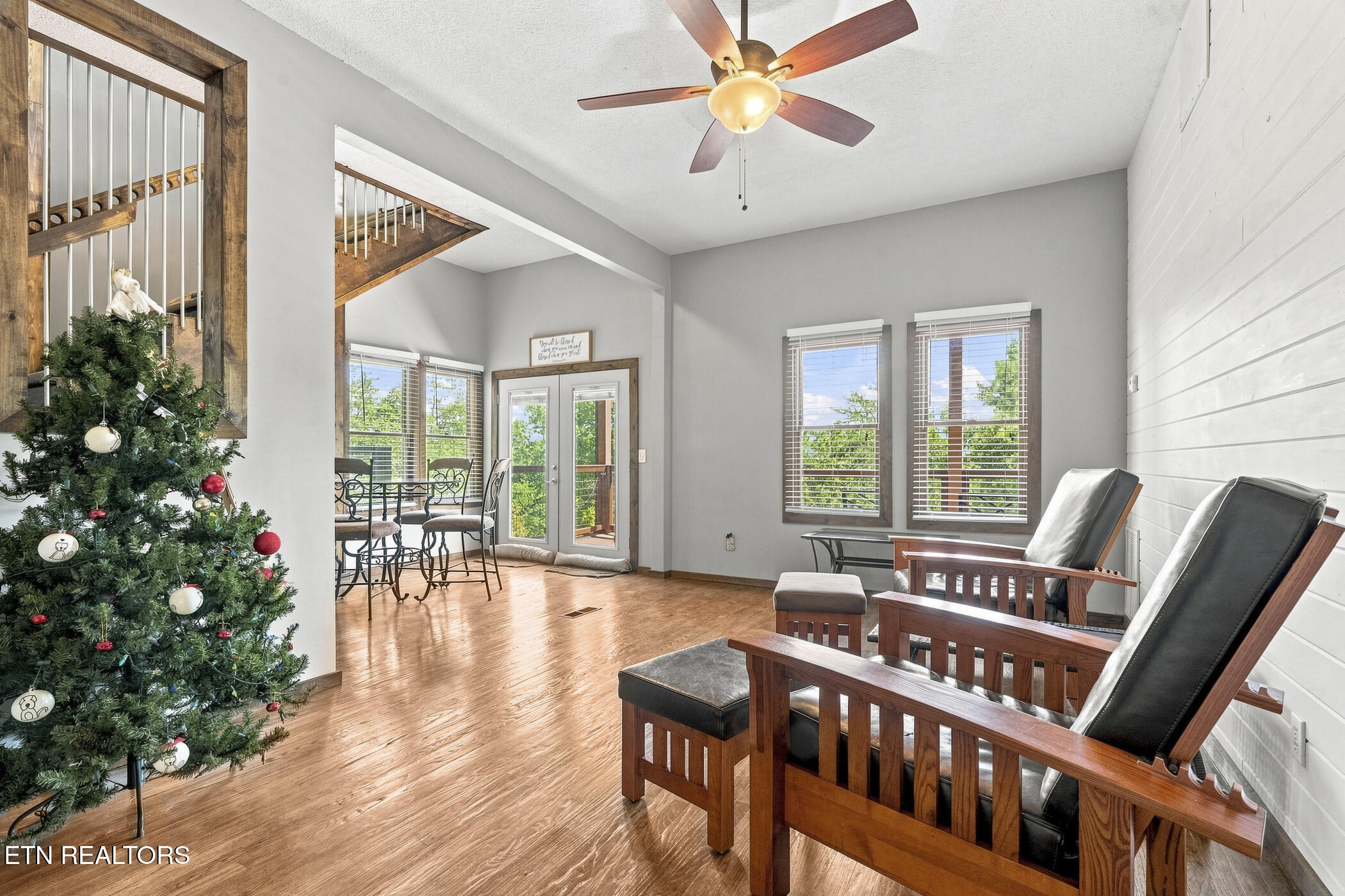 3307 Chinquapin Drive Sevierville TN 37876