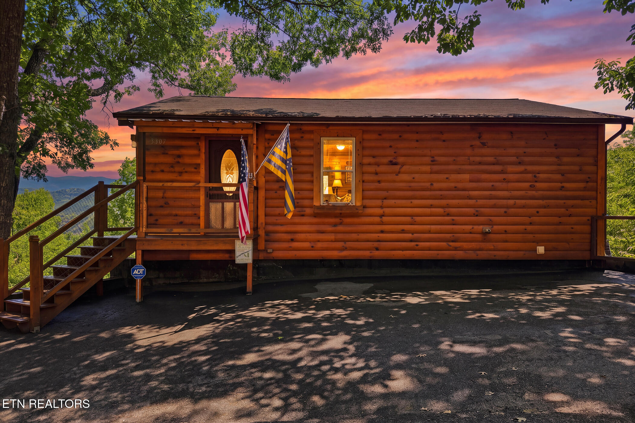 3307 Chinquapin Drive Sevierville TN 37876