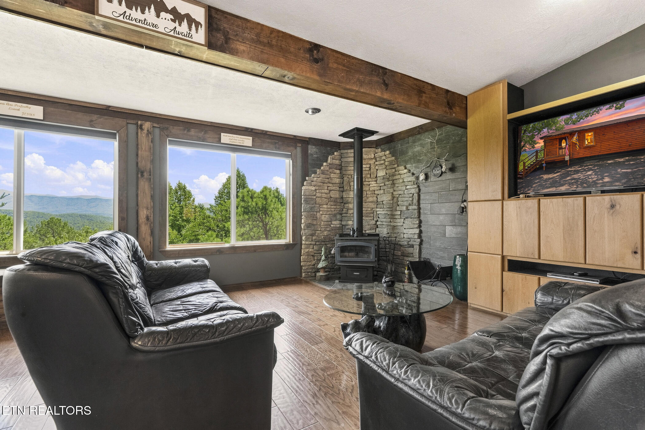 3307 Chinquapin Drive Sevierville TN 37876