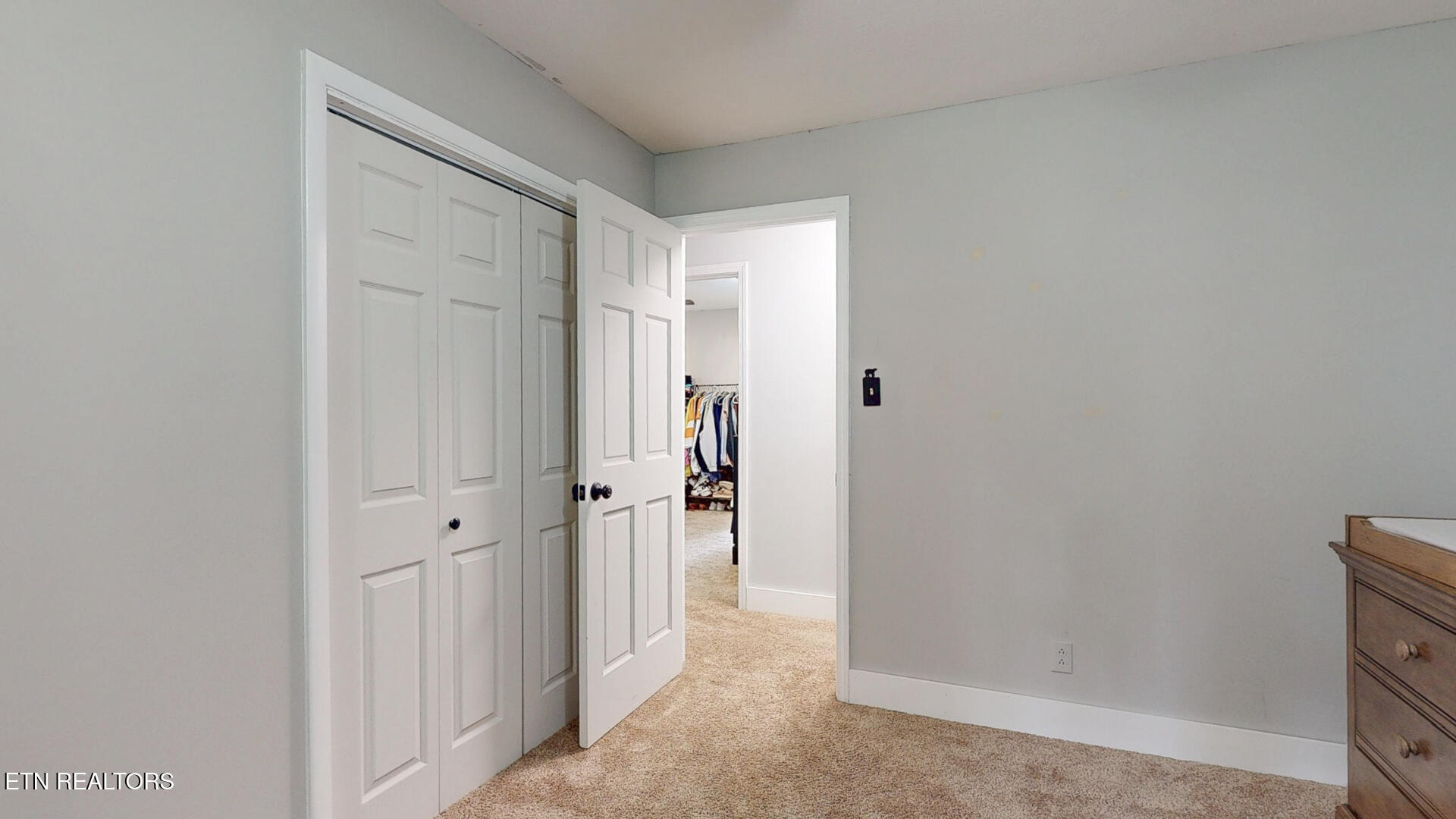 989 W Outer Drive Oak Ridge TN 37830