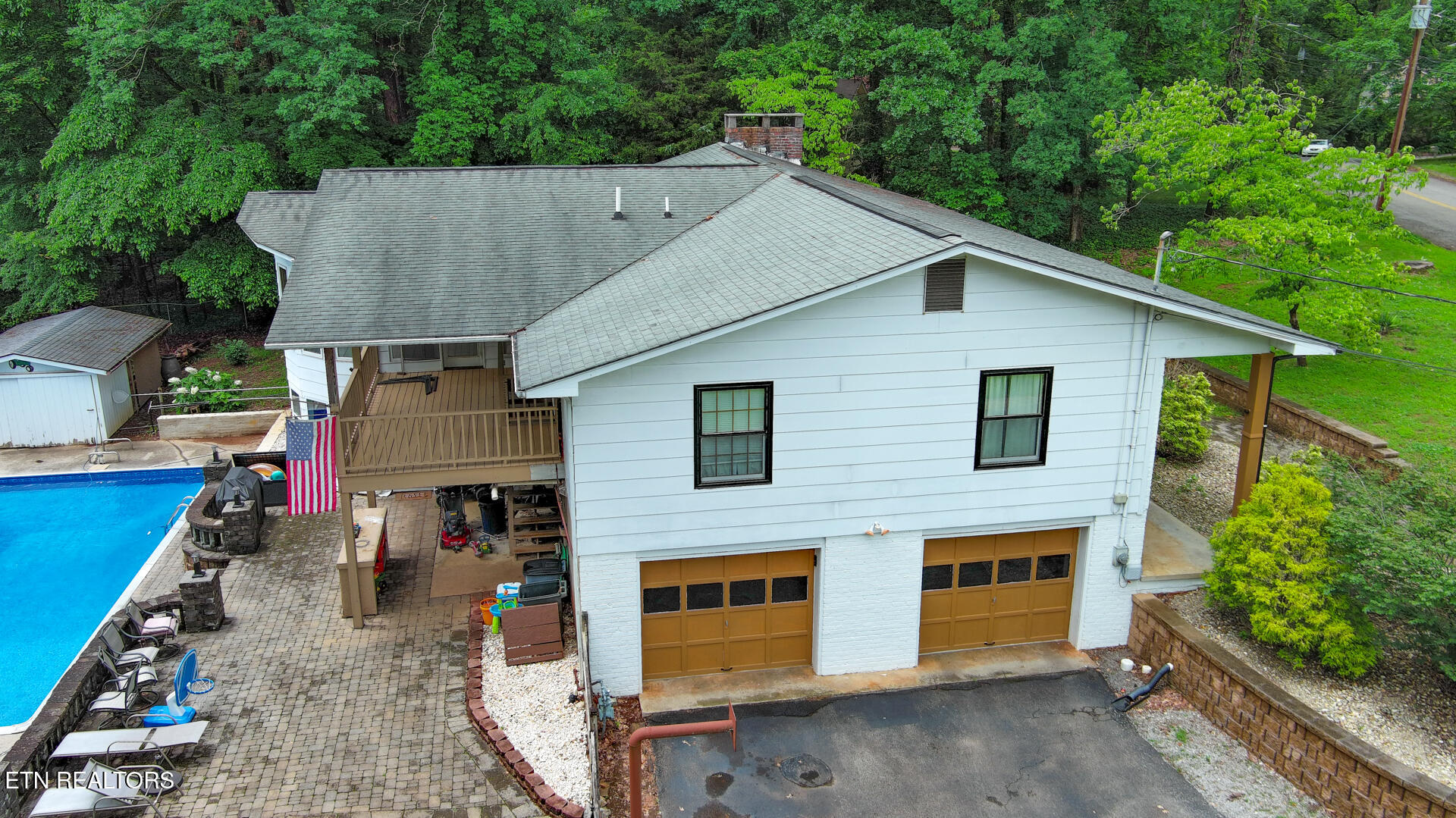 989 W Outer Drive Oak Ridge TN 37830