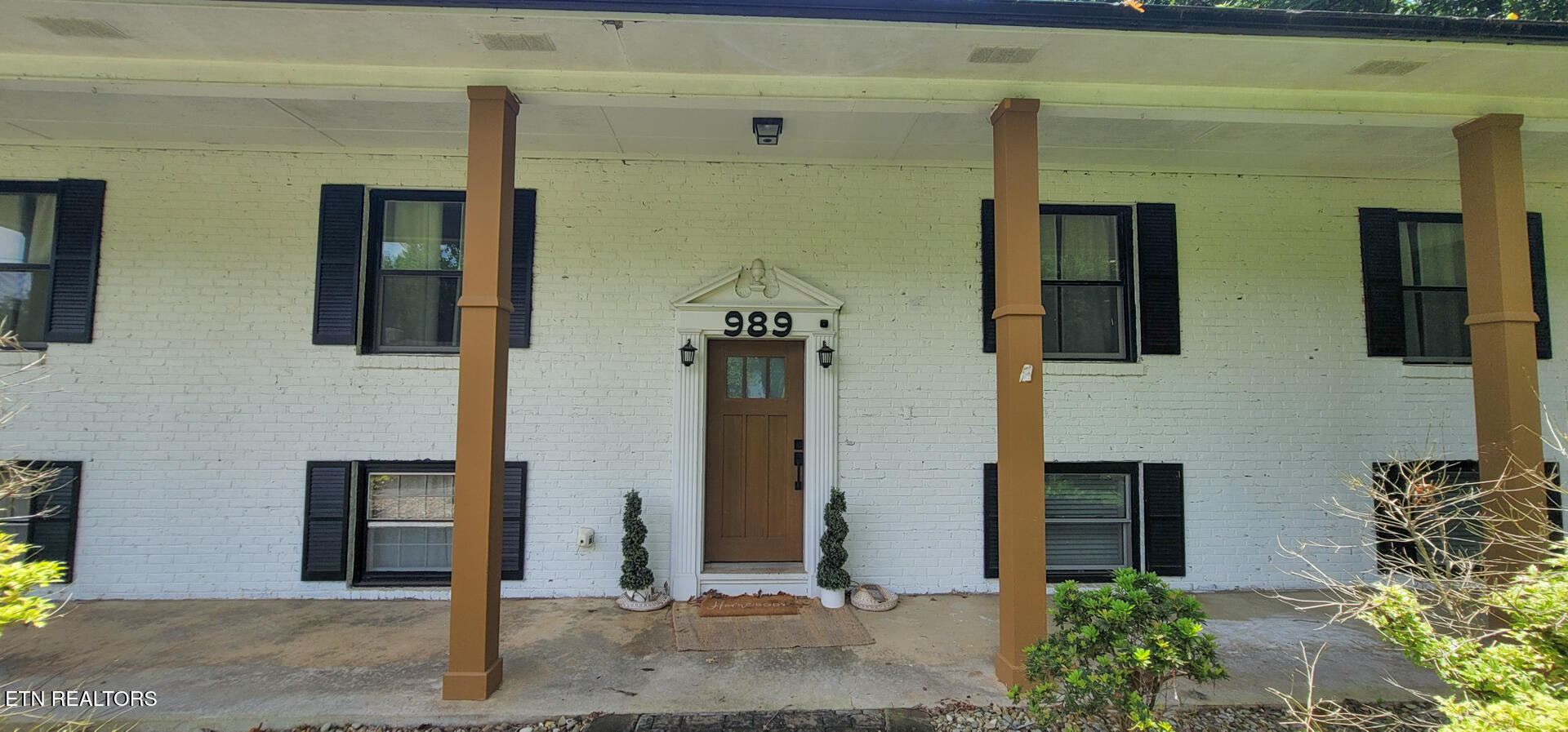 989 W Outer Drive Oak Ridge TN 37830