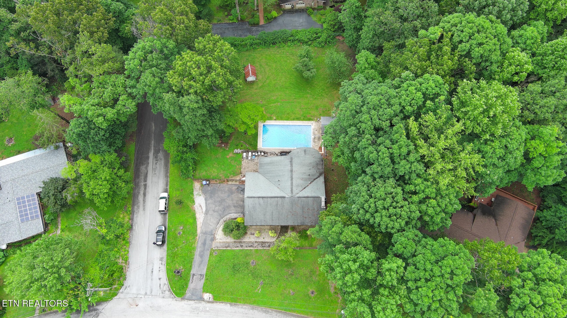 989 W Outer Drive Oak Ridge TN 37830
