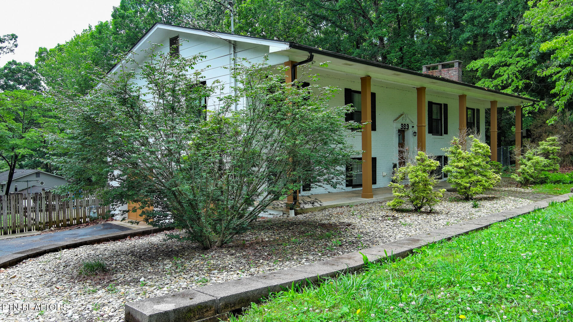 989 W Outer Drive Oak Ridge TN 37830