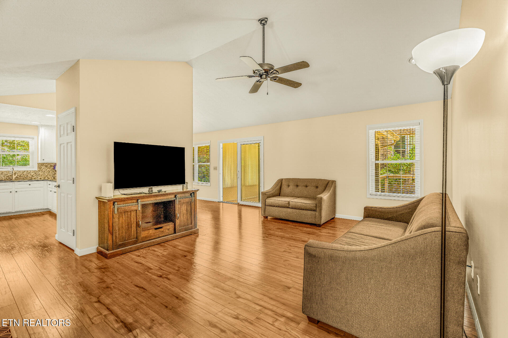 113 Kawatuska Way Loudon TN 37774