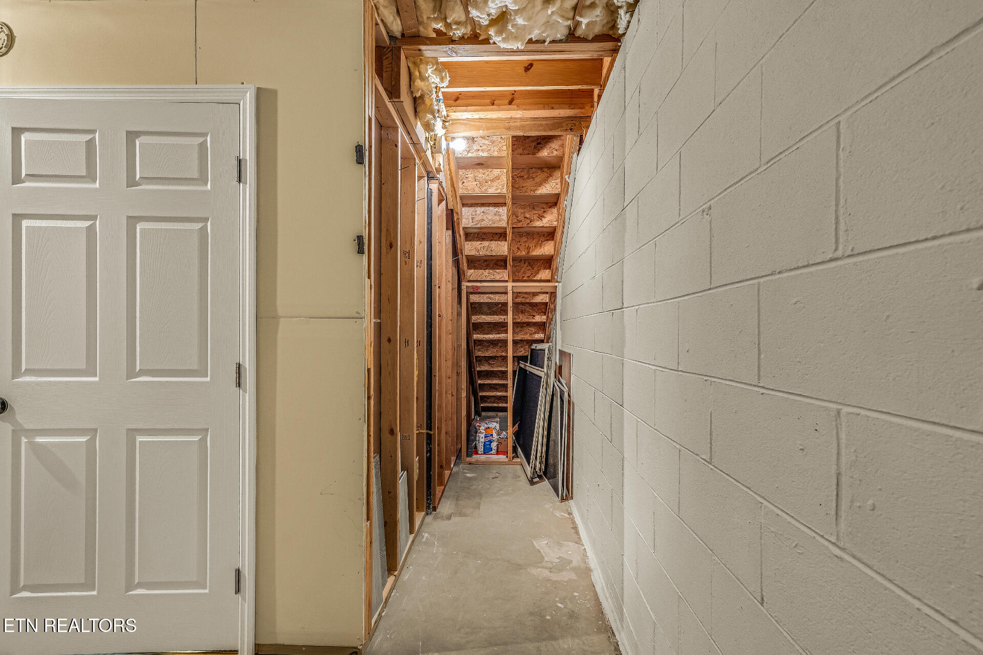 113 Kawatuska Way Loudon TN 37774