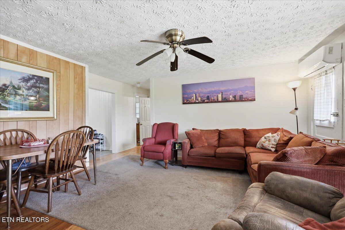2633 Harriman Highway Harriman TN 37748