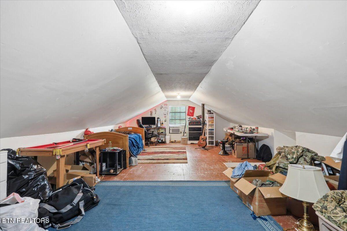 2633 Harriman Highway Harriman TN 37748