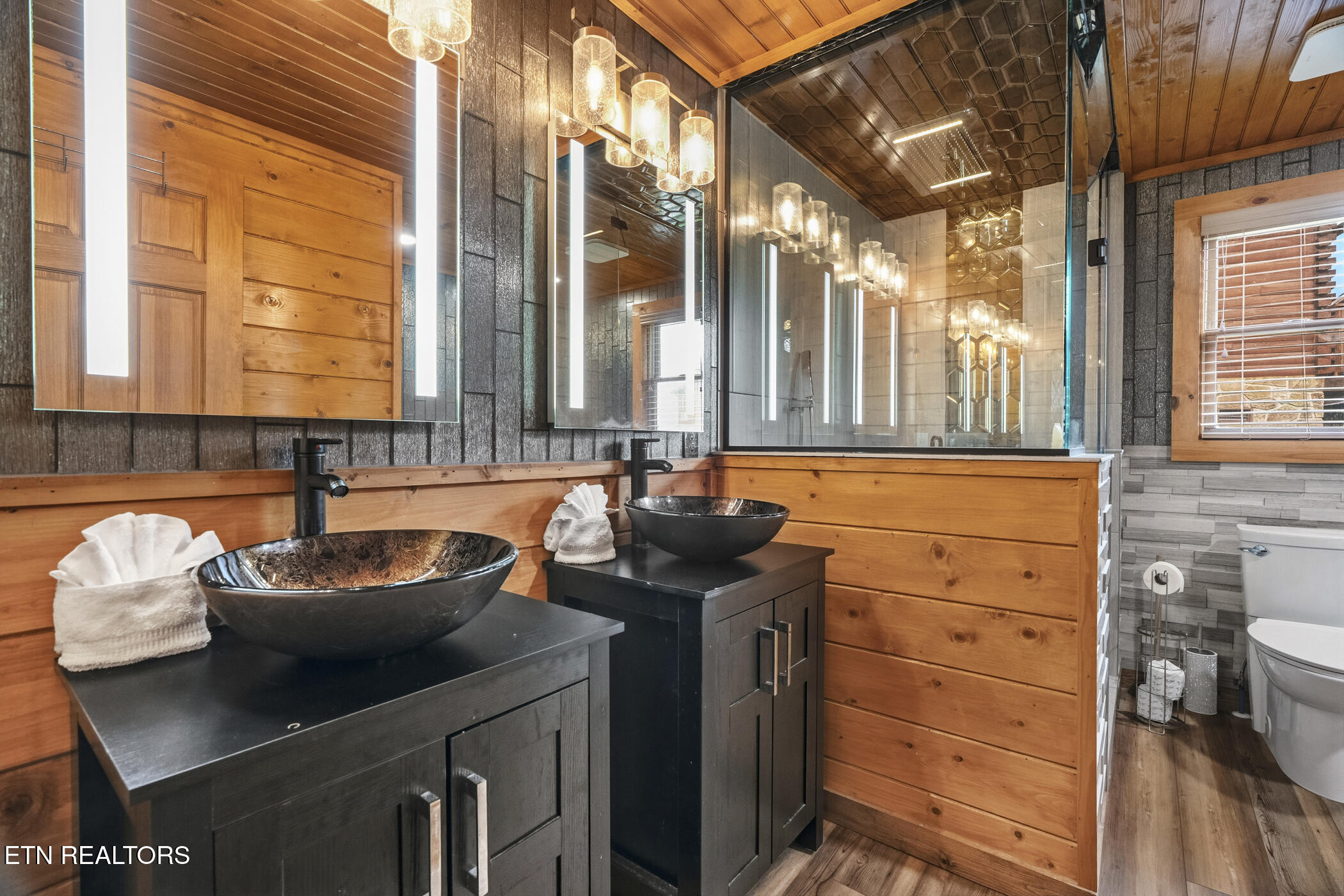 605 Cherry Blossom Way Pigeon Forge TN 37863