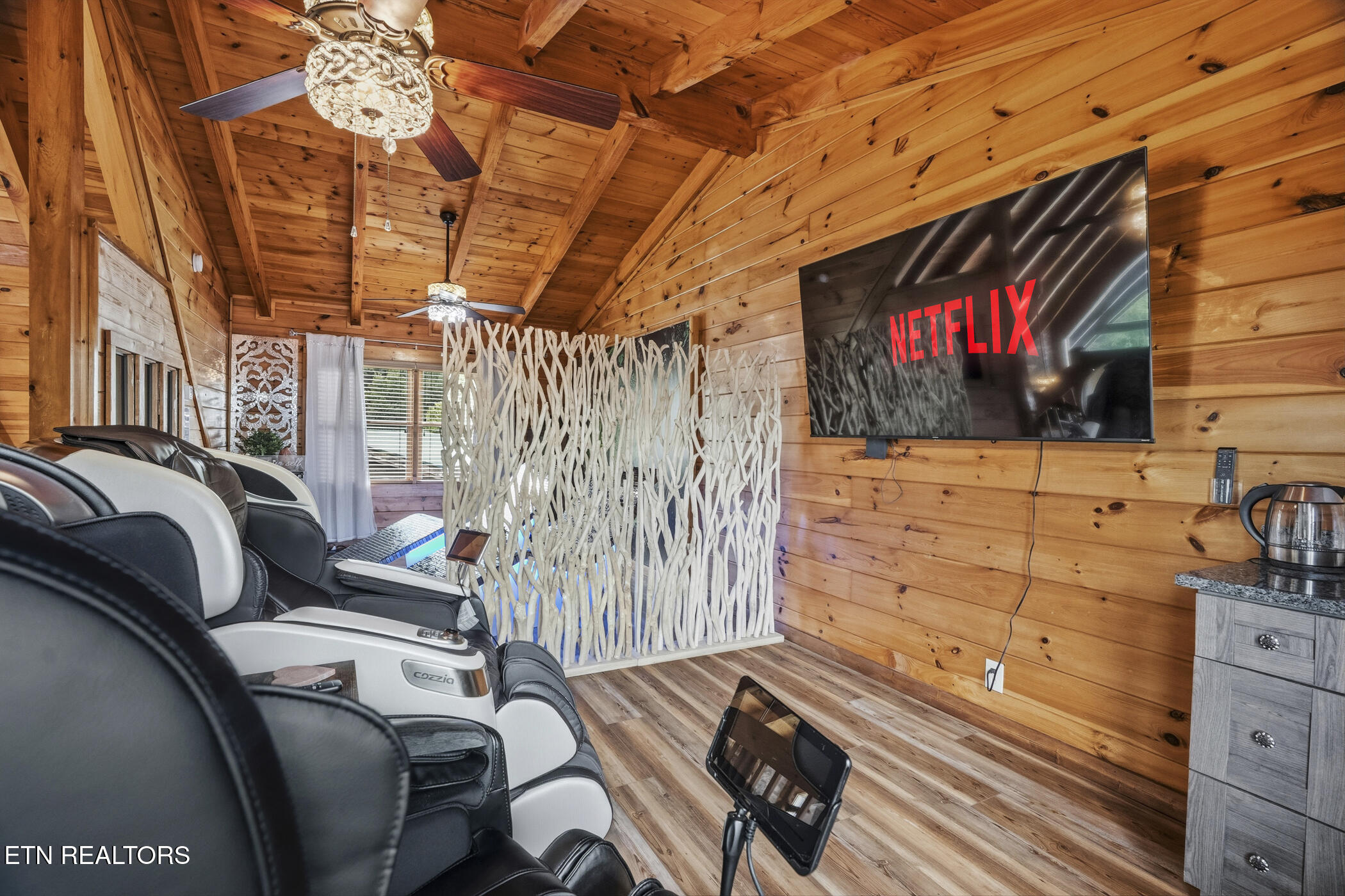 605 Cherry Blossom Way Pigeon Forge TN 37863