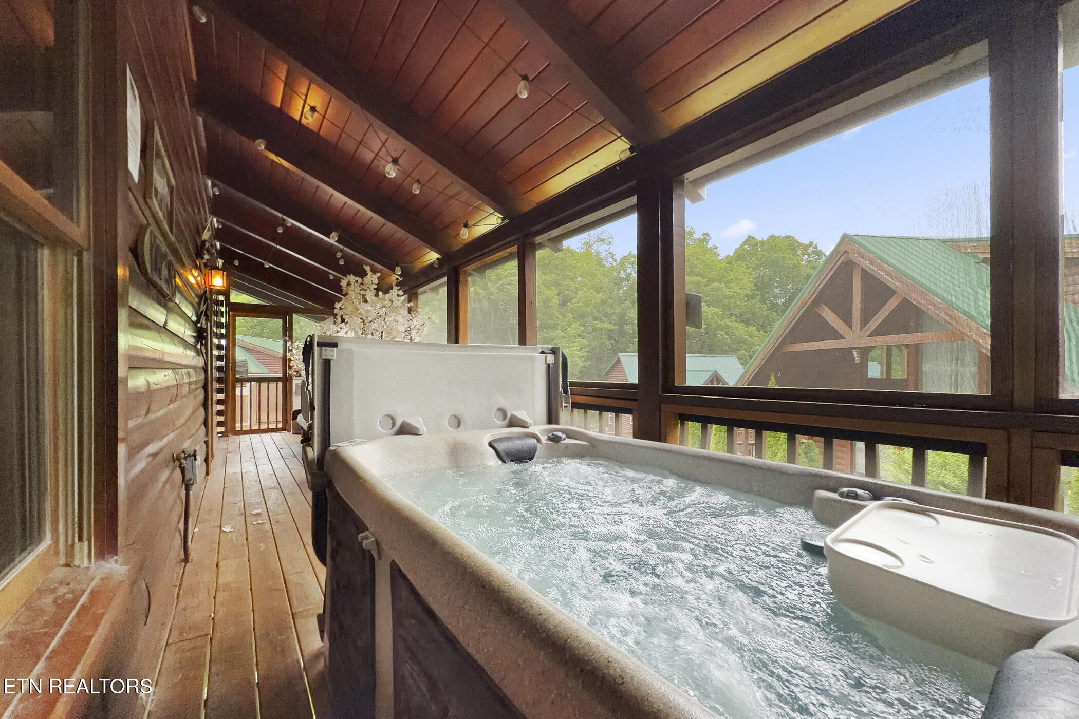 605 Cherry Blossom Way Pigeon Forge TN 37863