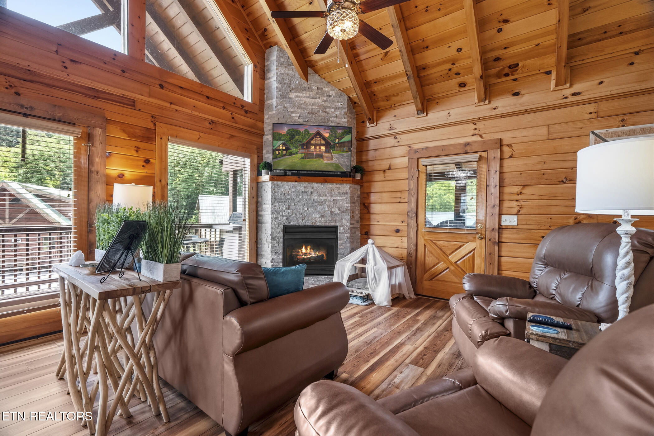 605 Cherry Blossom Way Pigeon Forge TN 37863