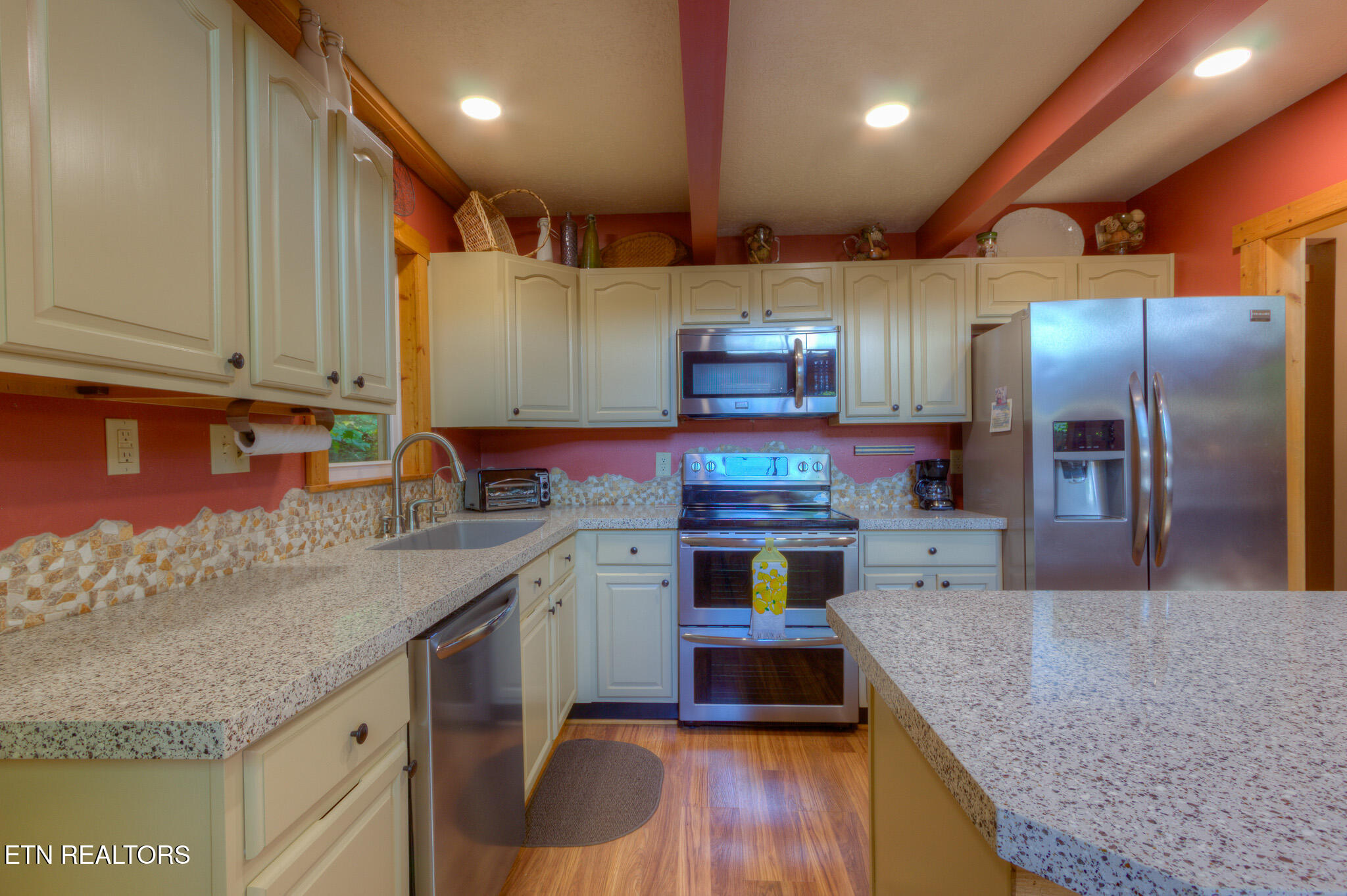 1051 Wiley Oakley Drive Gatlinburg TN 37738
