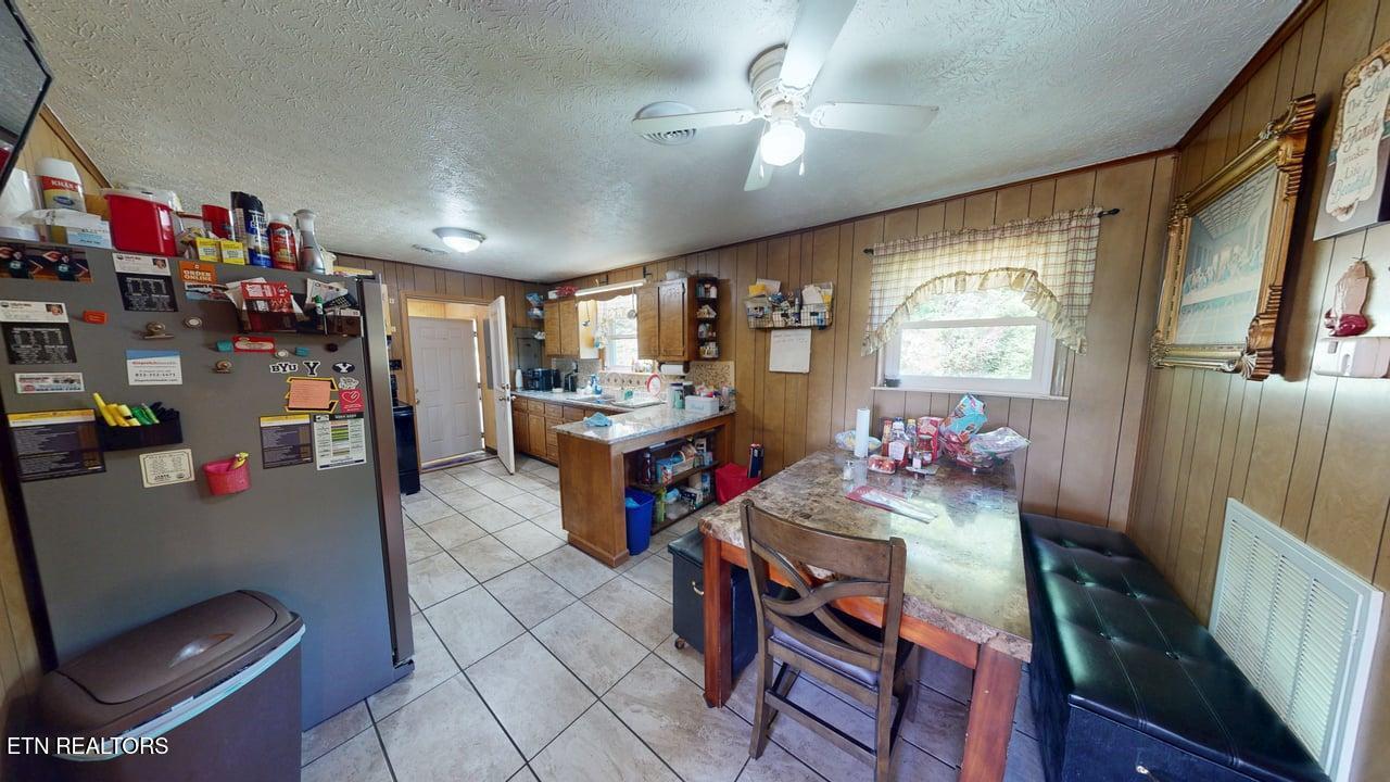 285 Matthews Lane Mosheim TN 37818