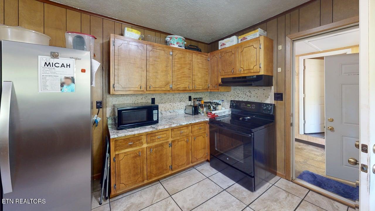285 Matthews Lane Mosheim TN 37818