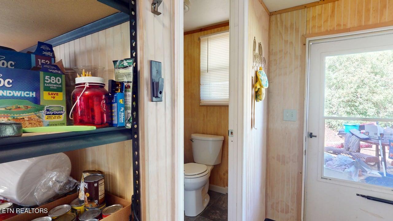 285 Matthews Lane Mosheim TN 37818