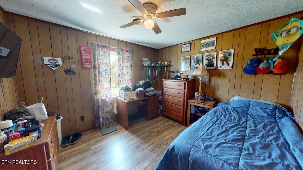 285 Matthews Lane Mosheim TN 37818