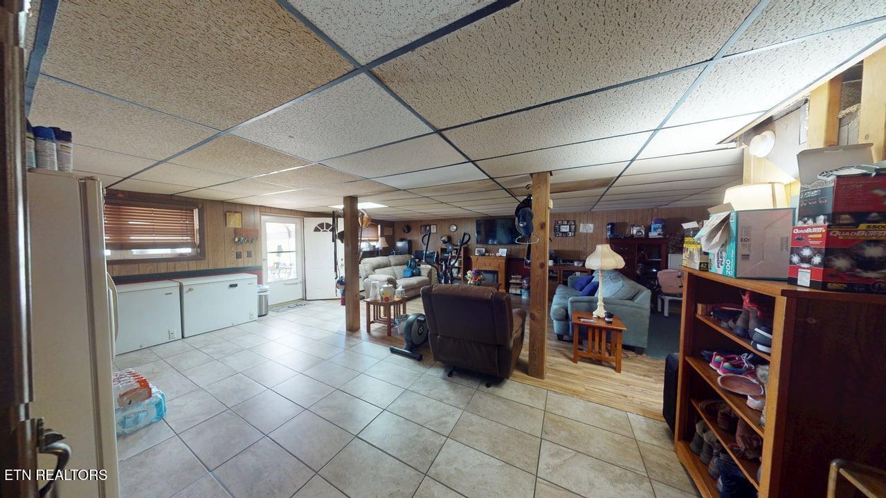 285 Matthews Lane Mosheim TN 37818