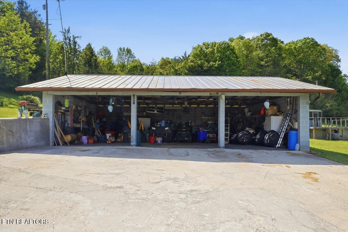 285 Matthews Lane Mosheim TN 37818