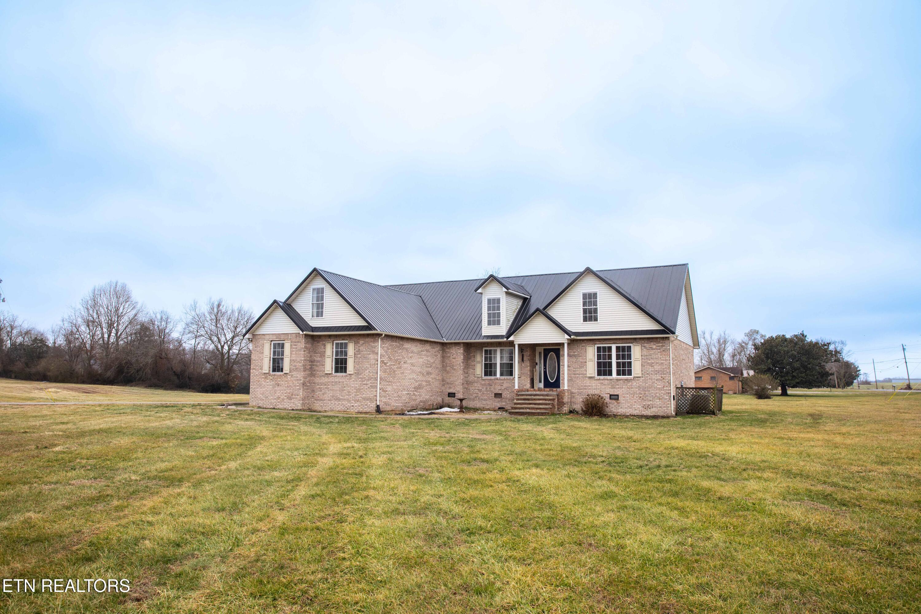 134 Julia Lane Speedwell TN 37870