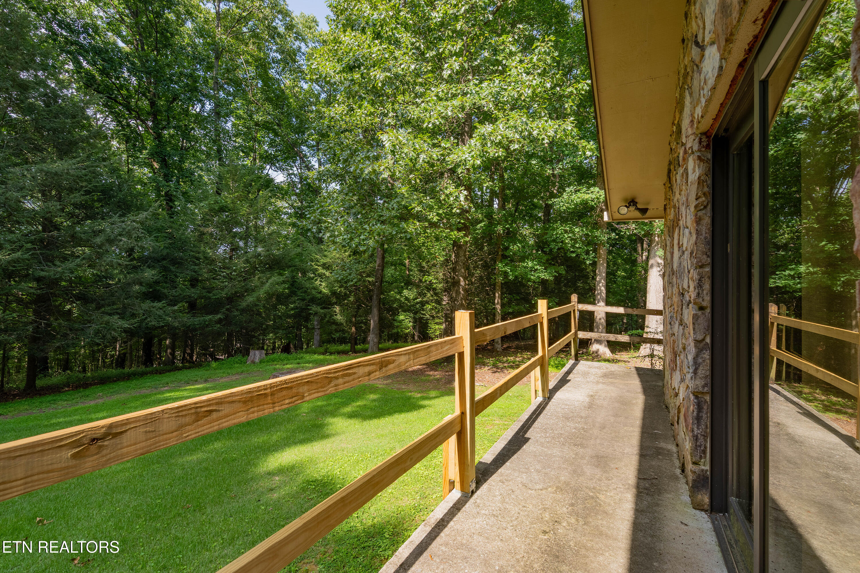 167 Rendezvous Road Rockwood TN 37854