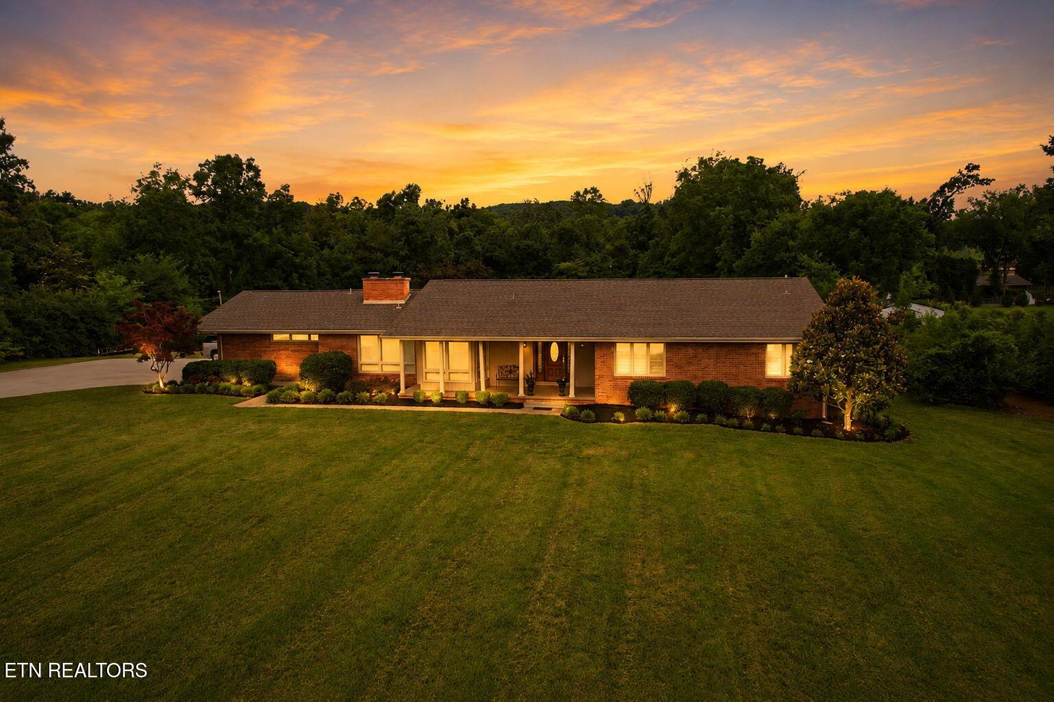605 S Charles G Seivers Boulevard Clinton TN 37716