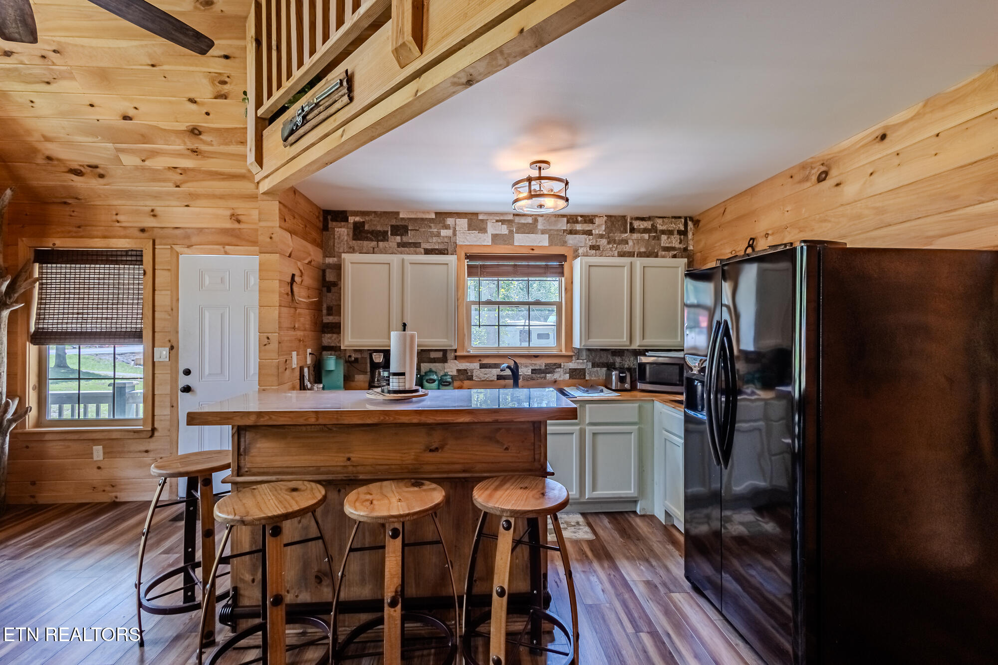 6725 State Highway 304 Ten Mile TN 37880