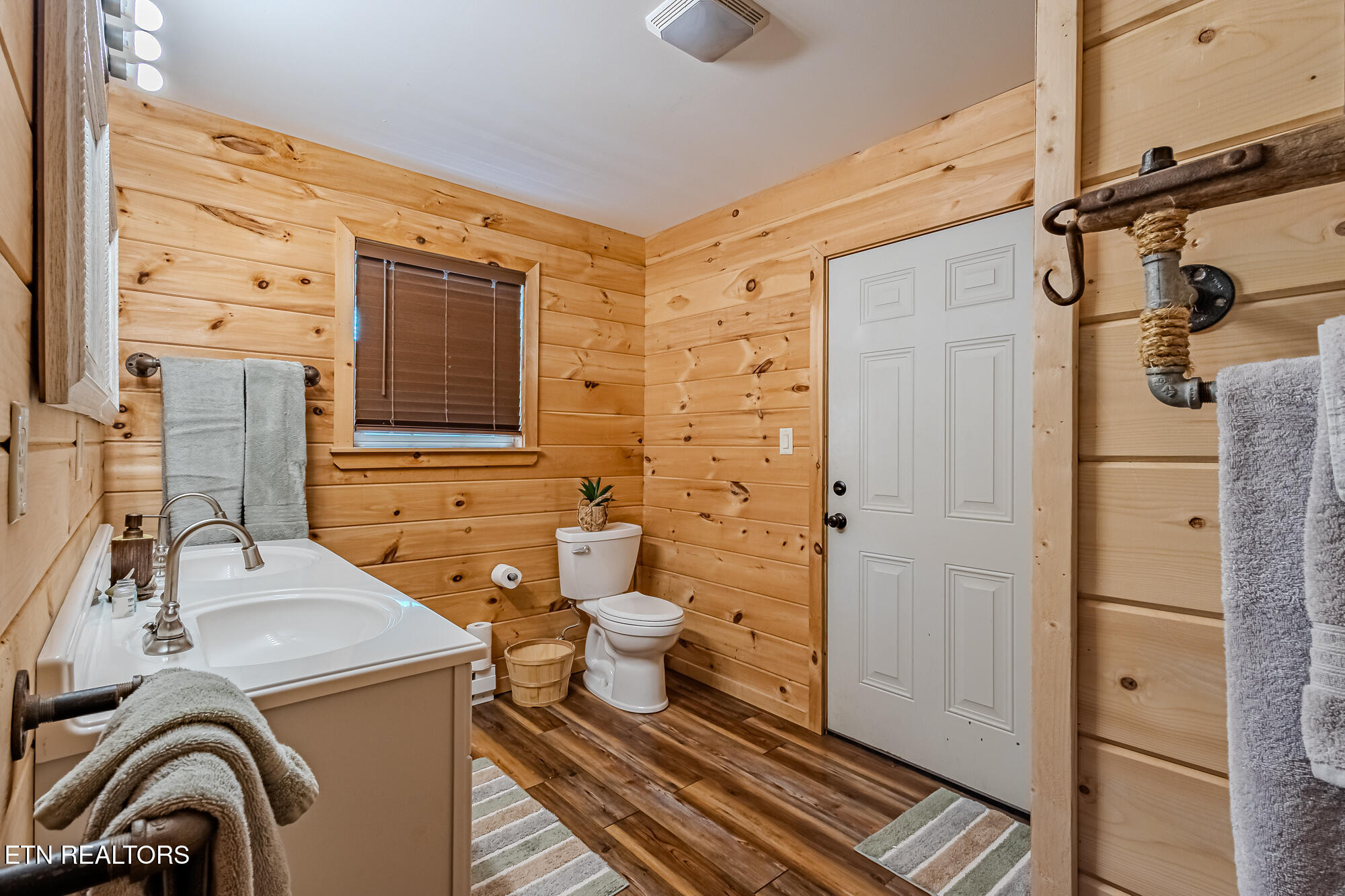 6725 State Highway 304 Ten Mile TN 37880