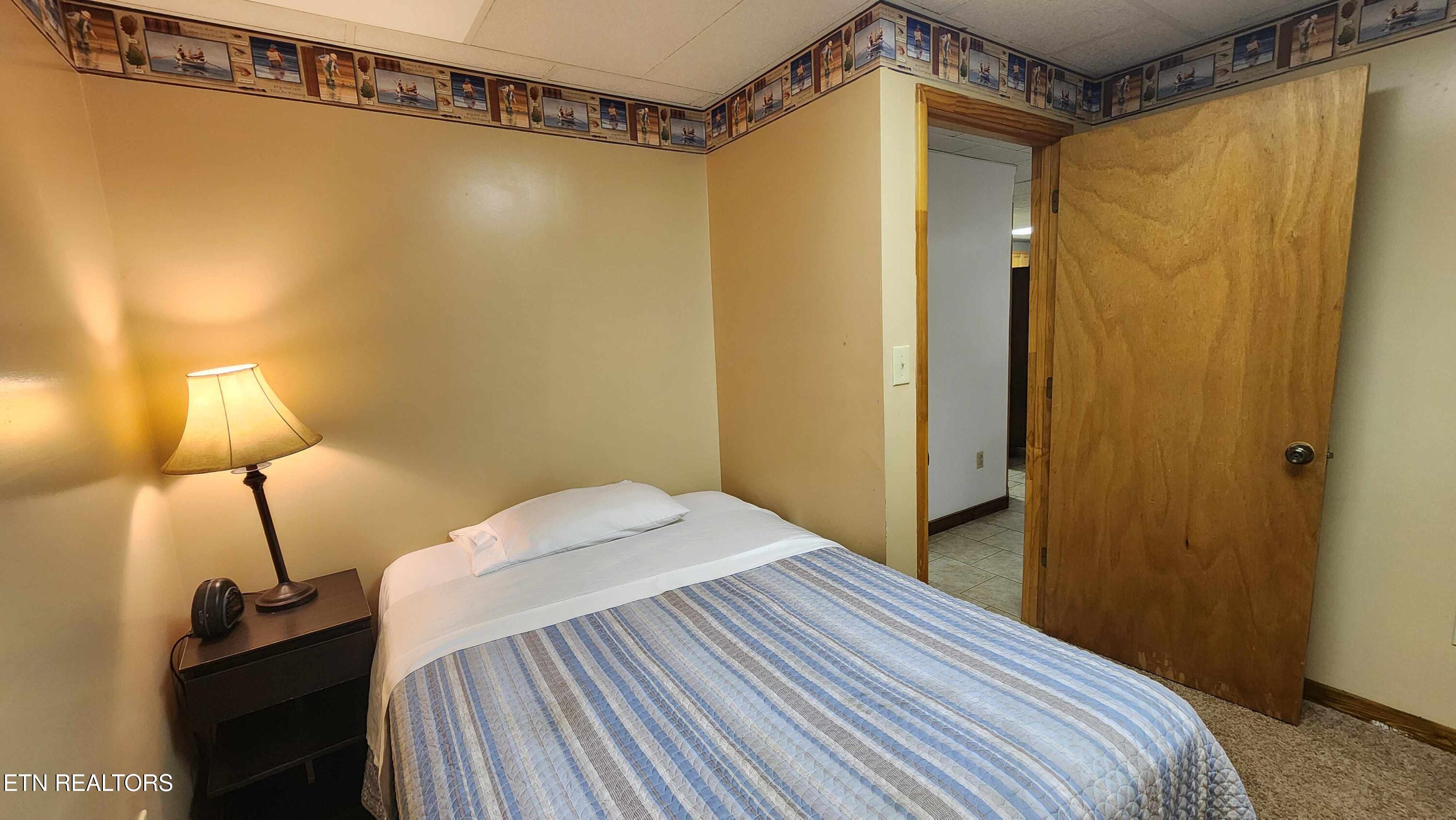 228 Bill Hunter Road Celina TN 38551
