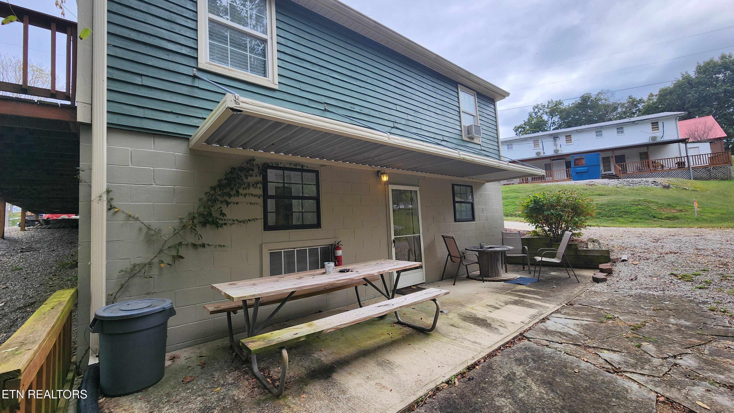 228 Bill Hunter Road Celina TN 38551