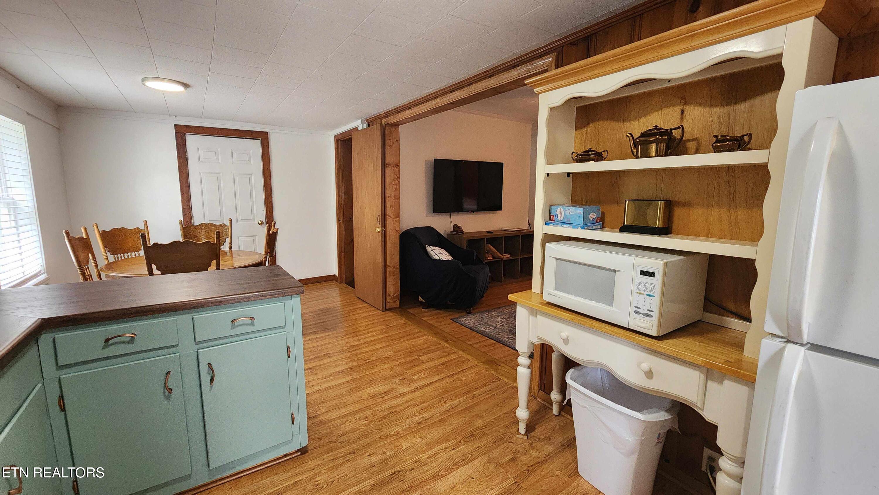 228 Bill Hunter Road Celina TN 38551