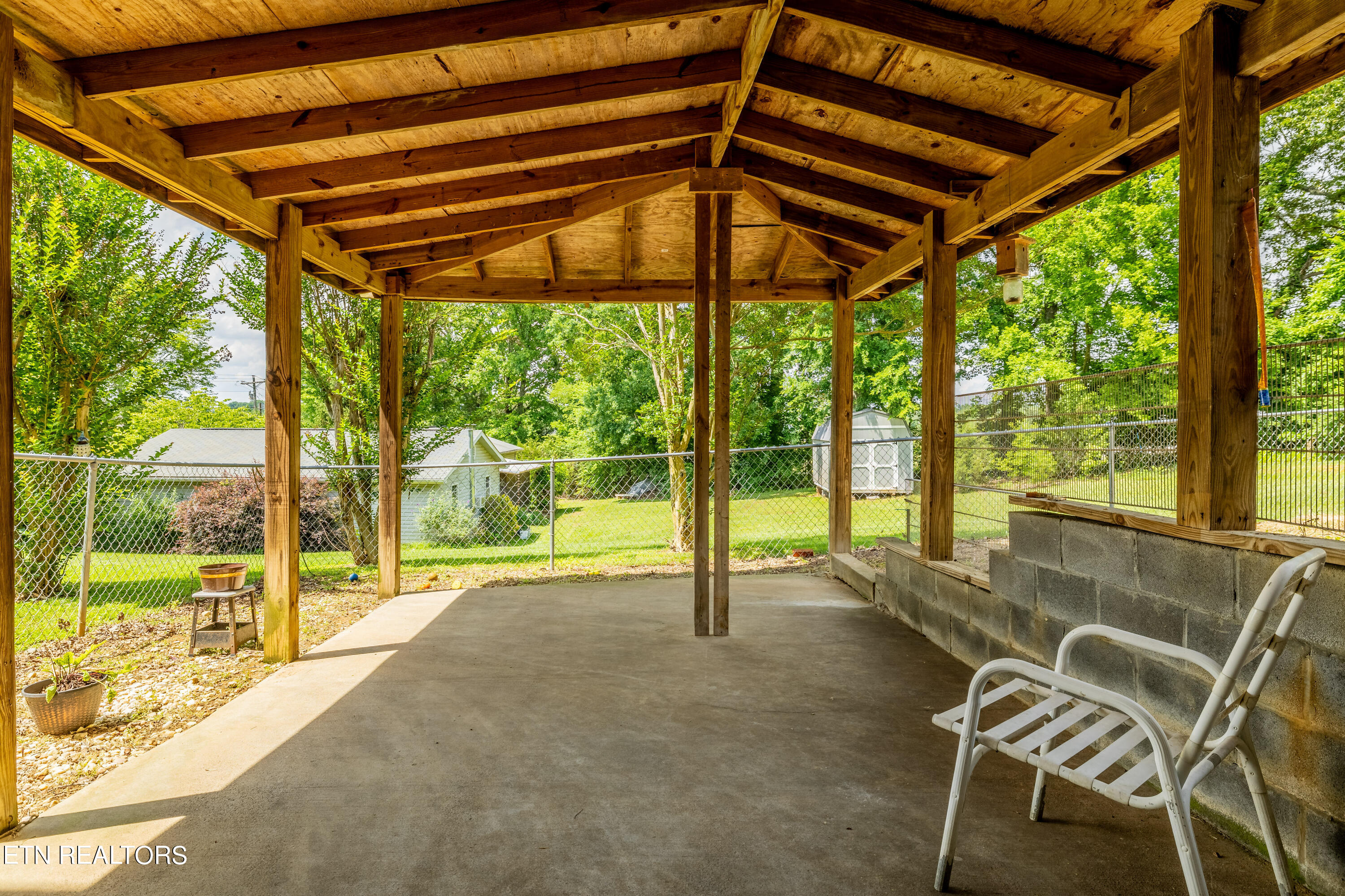 2814 Montvale Road Maryville TN 37803