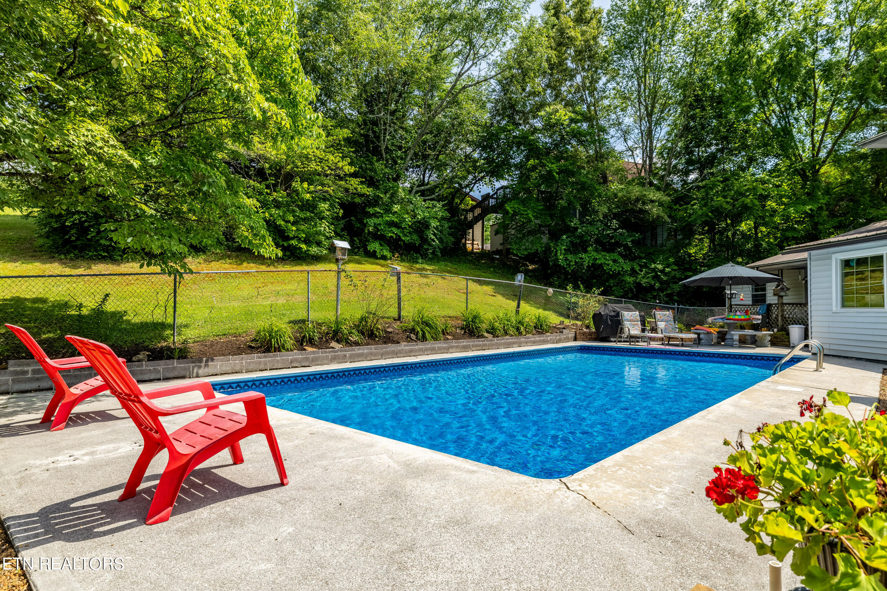 2814 Montvale Road Maryville TN 37803