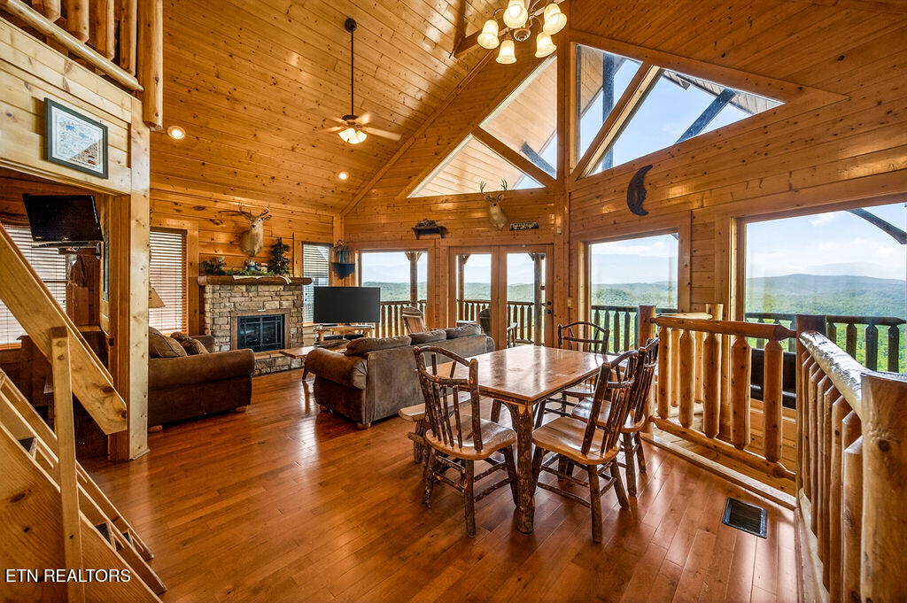 2214 Towering Hemlock Drive Sevierville TN 37876