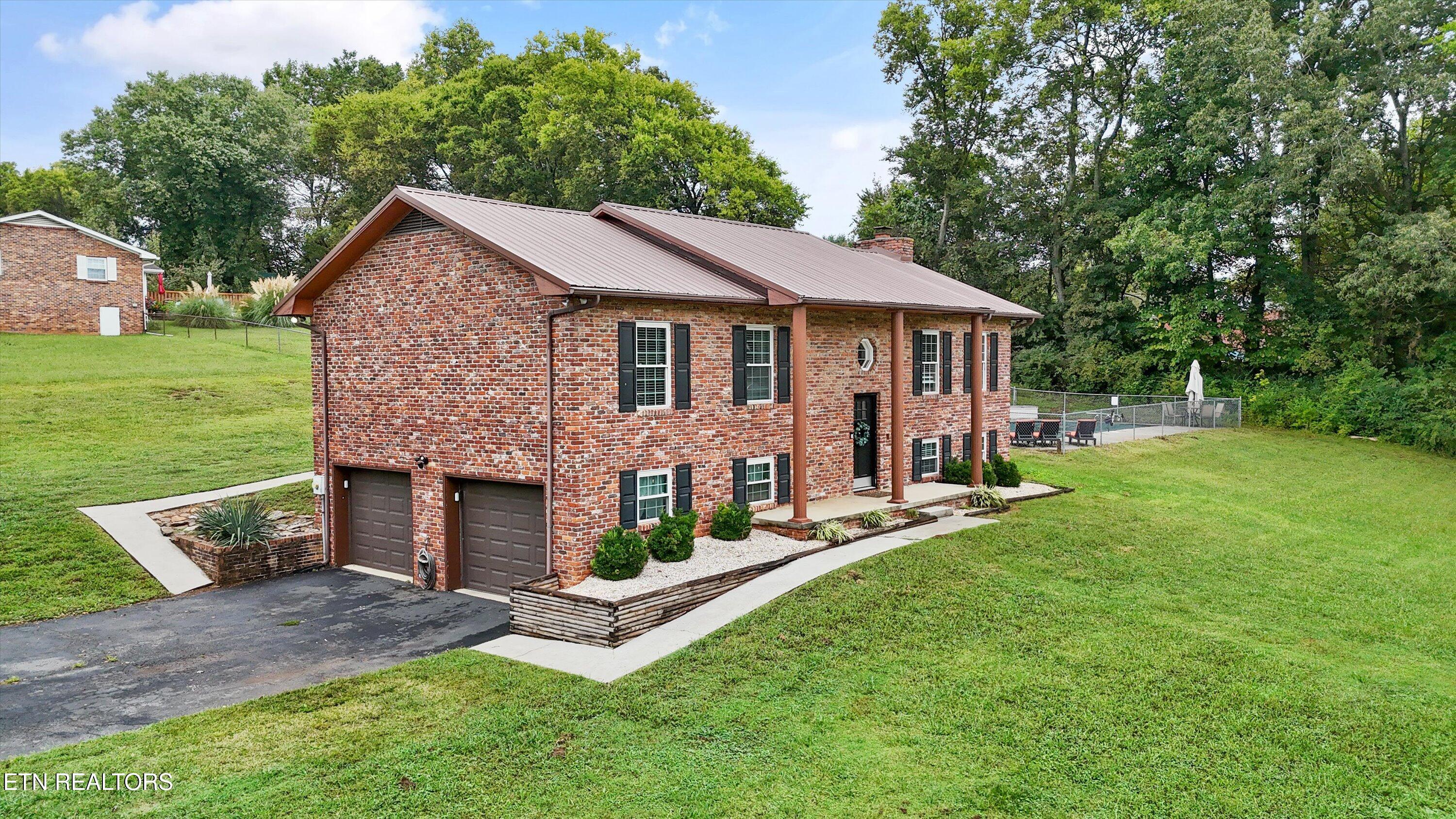 100 Foster Drive Lenoir City TN 37772