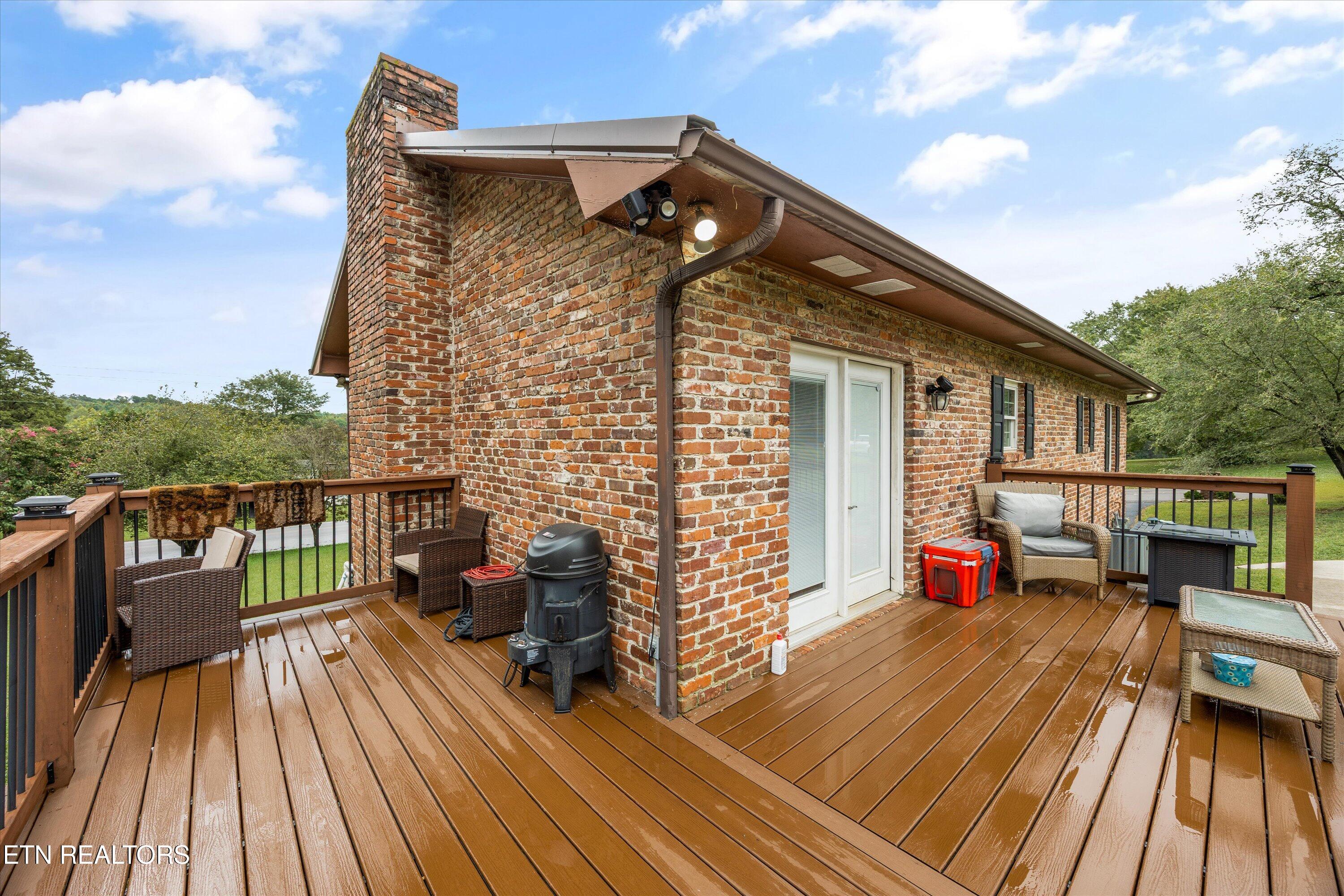 100 Foster Drive Lenoir City TN 37772
