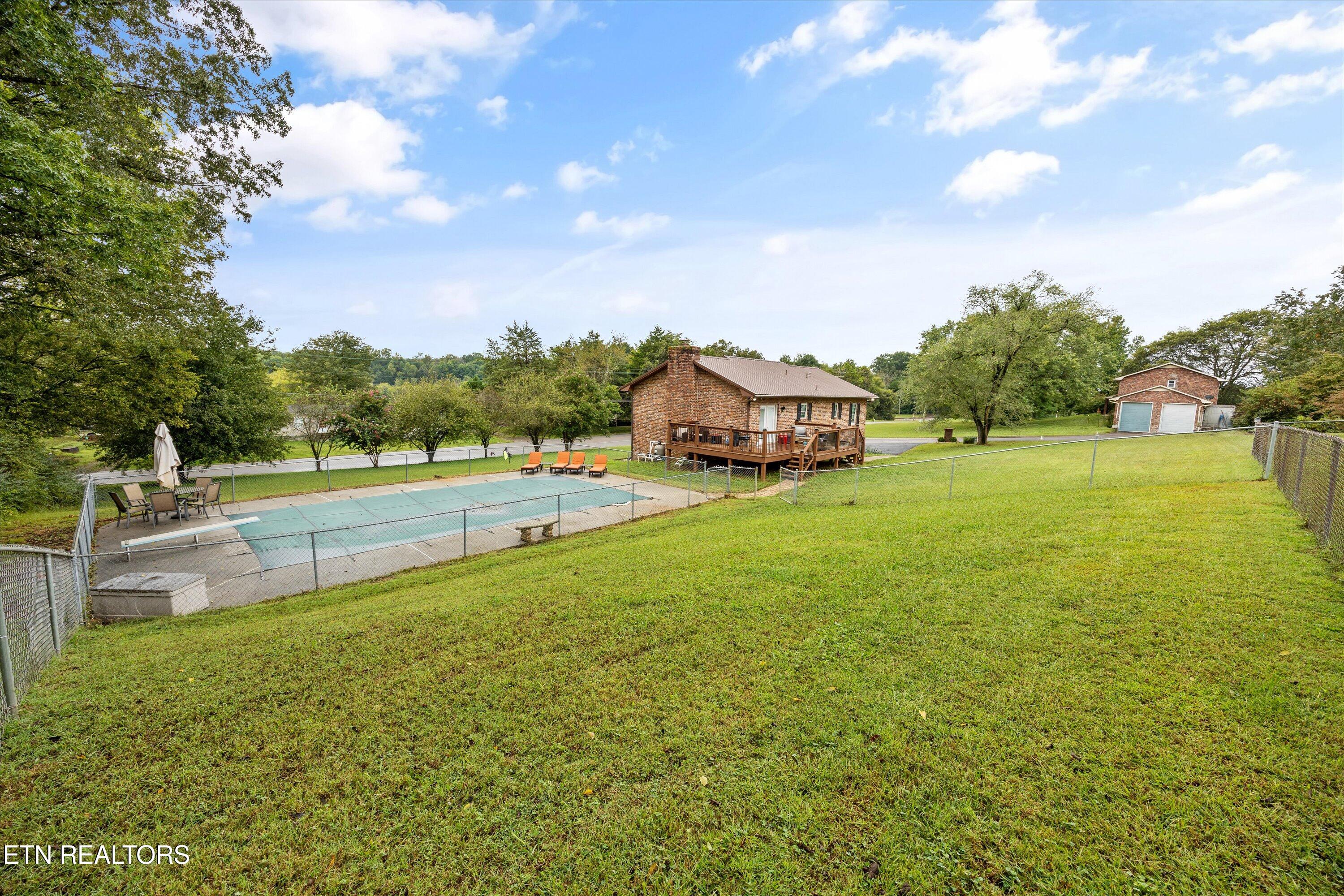 100 Foster Drive Lenoir City TN 37772