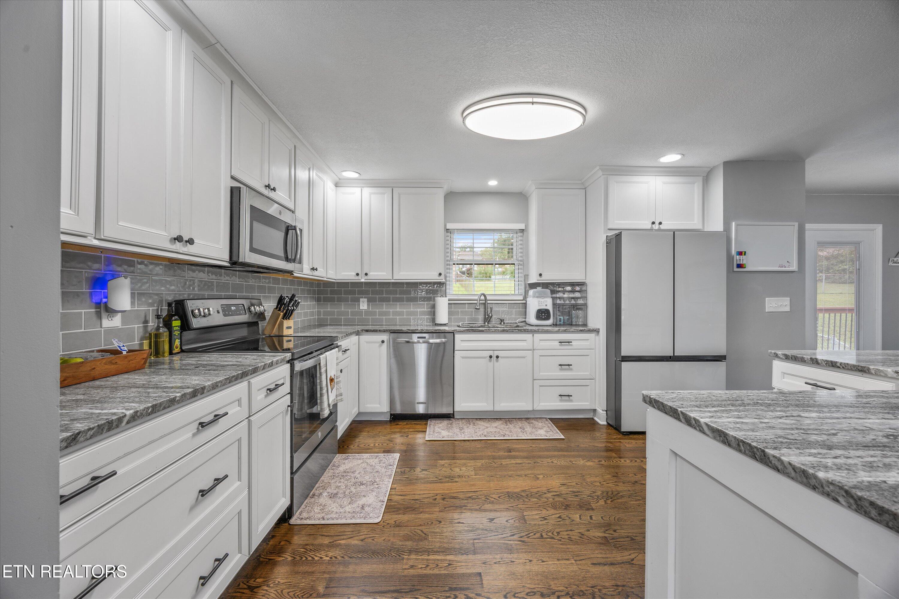100 Foster Drive Lenoir City TN 37772
