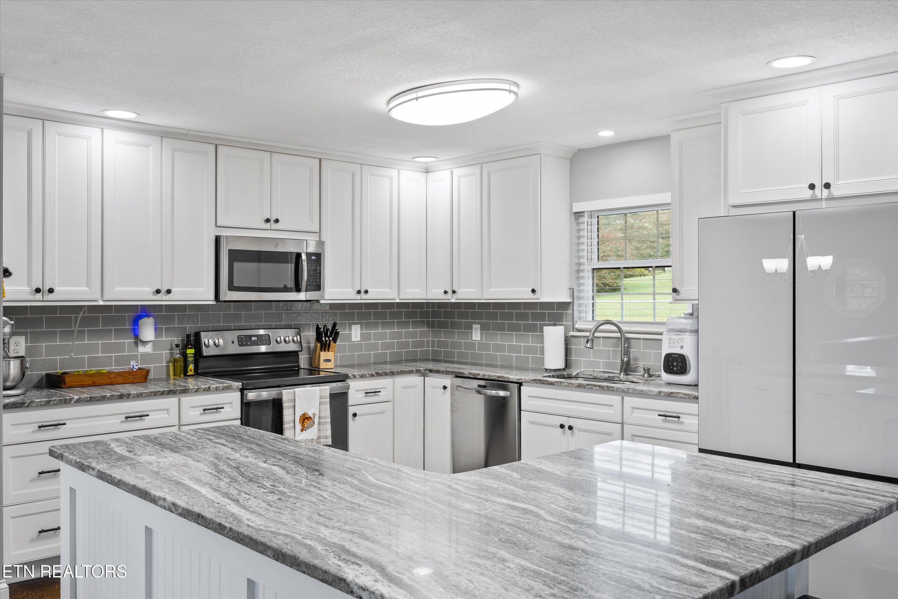100 Foster Drive Lenoir City TN 37772