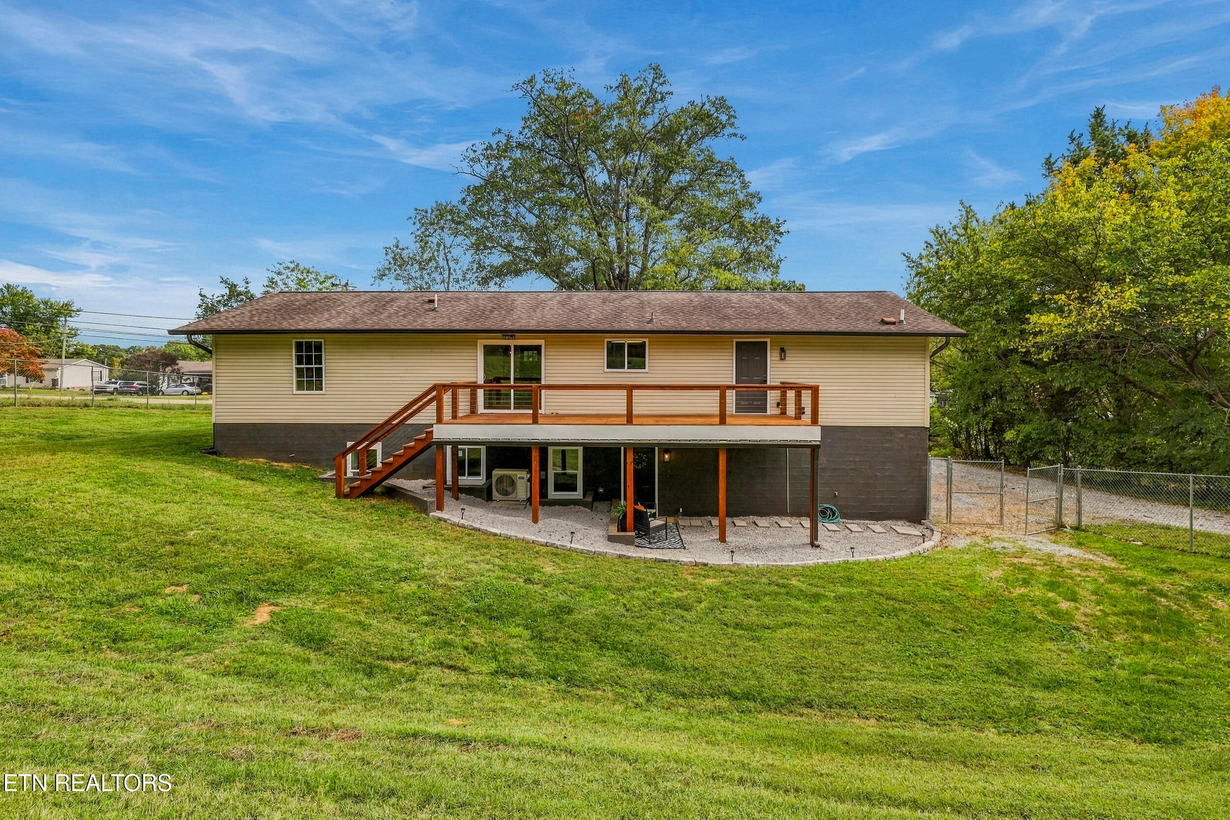 735 Metler Drive Knoxville TN 37912
