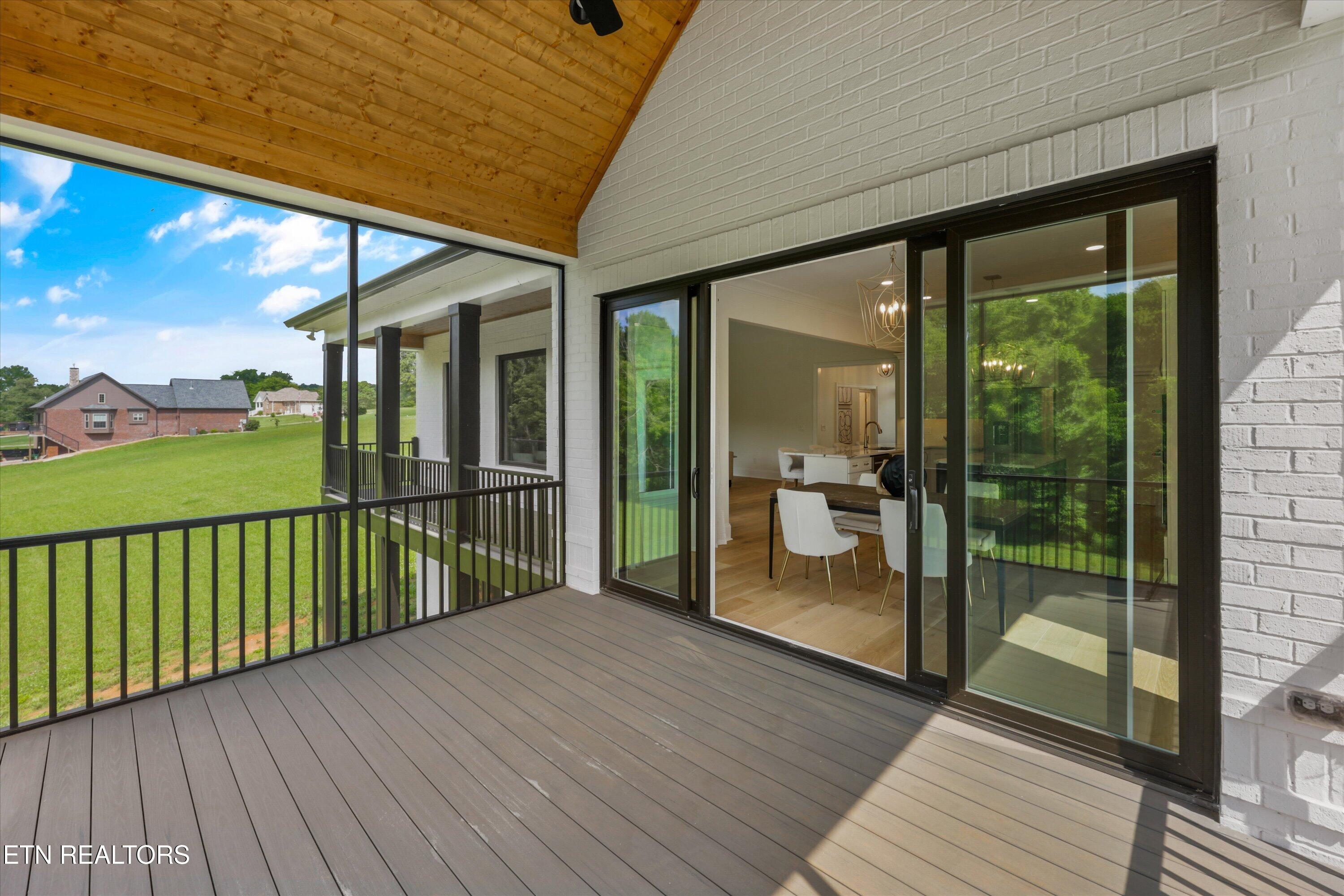 618 Winding Creek Way Walland TN 37886