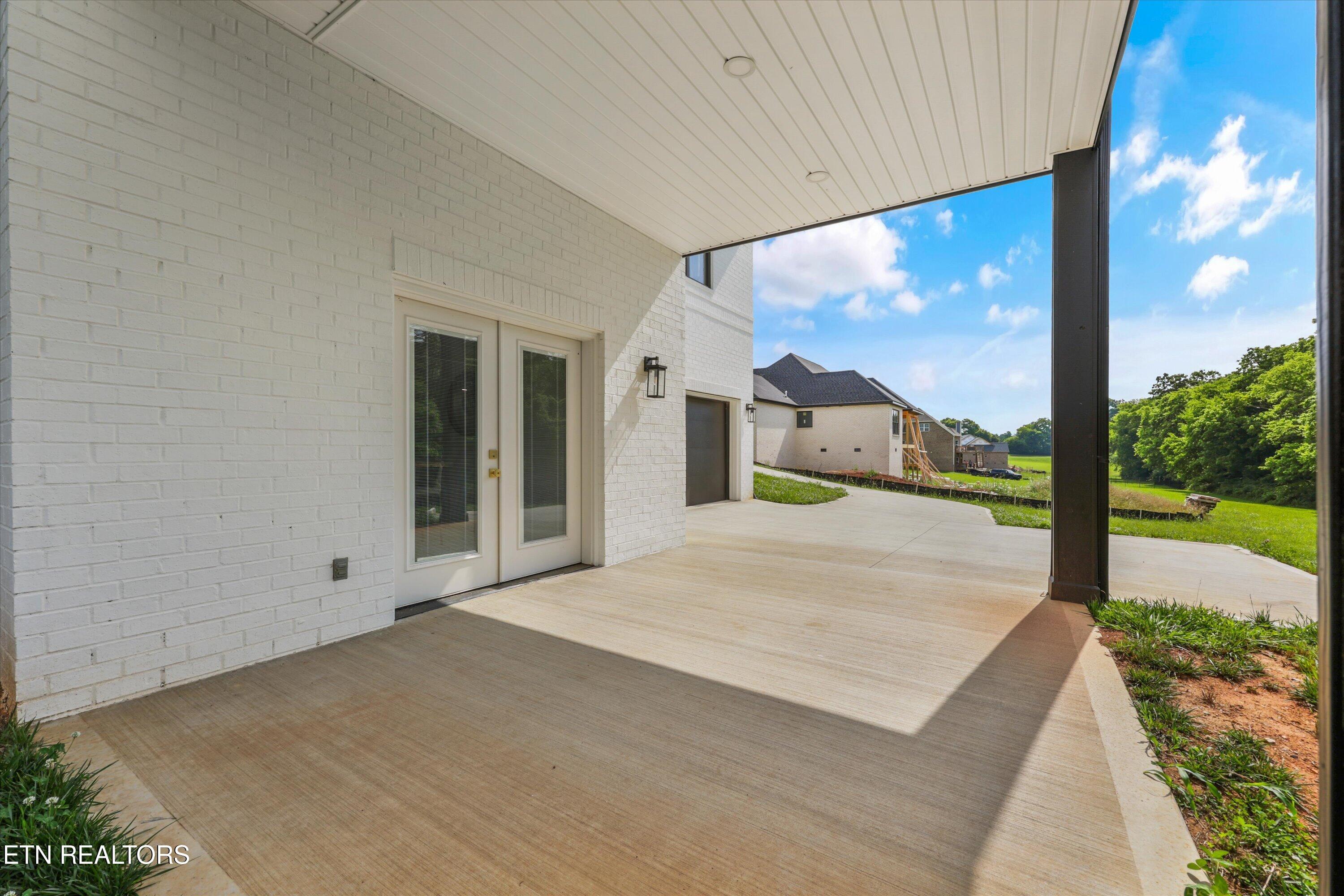 618 Winding Creek Way Walland TN 37886