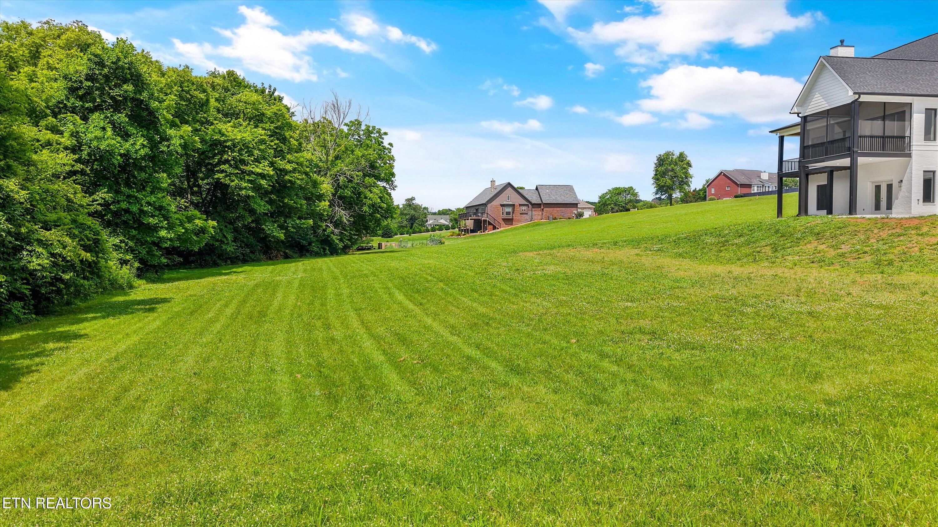 618 Winding Creek Way Walland TN 37886
