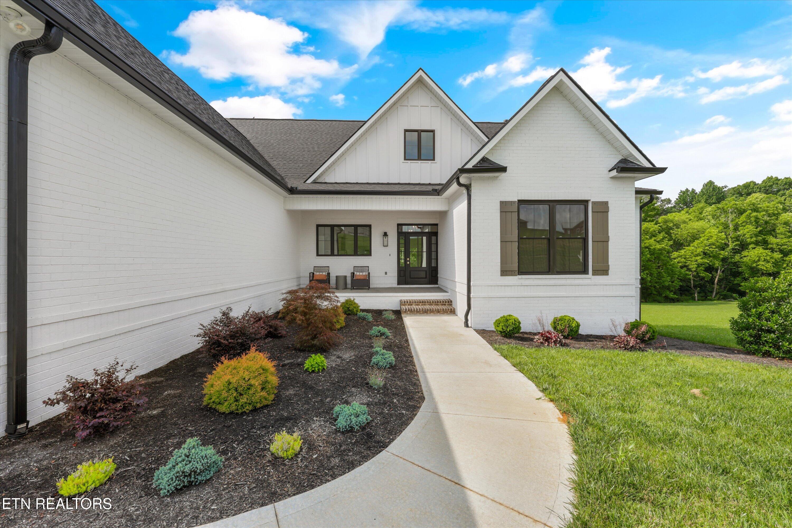 618 Winding Creek Way Walland TN 37886