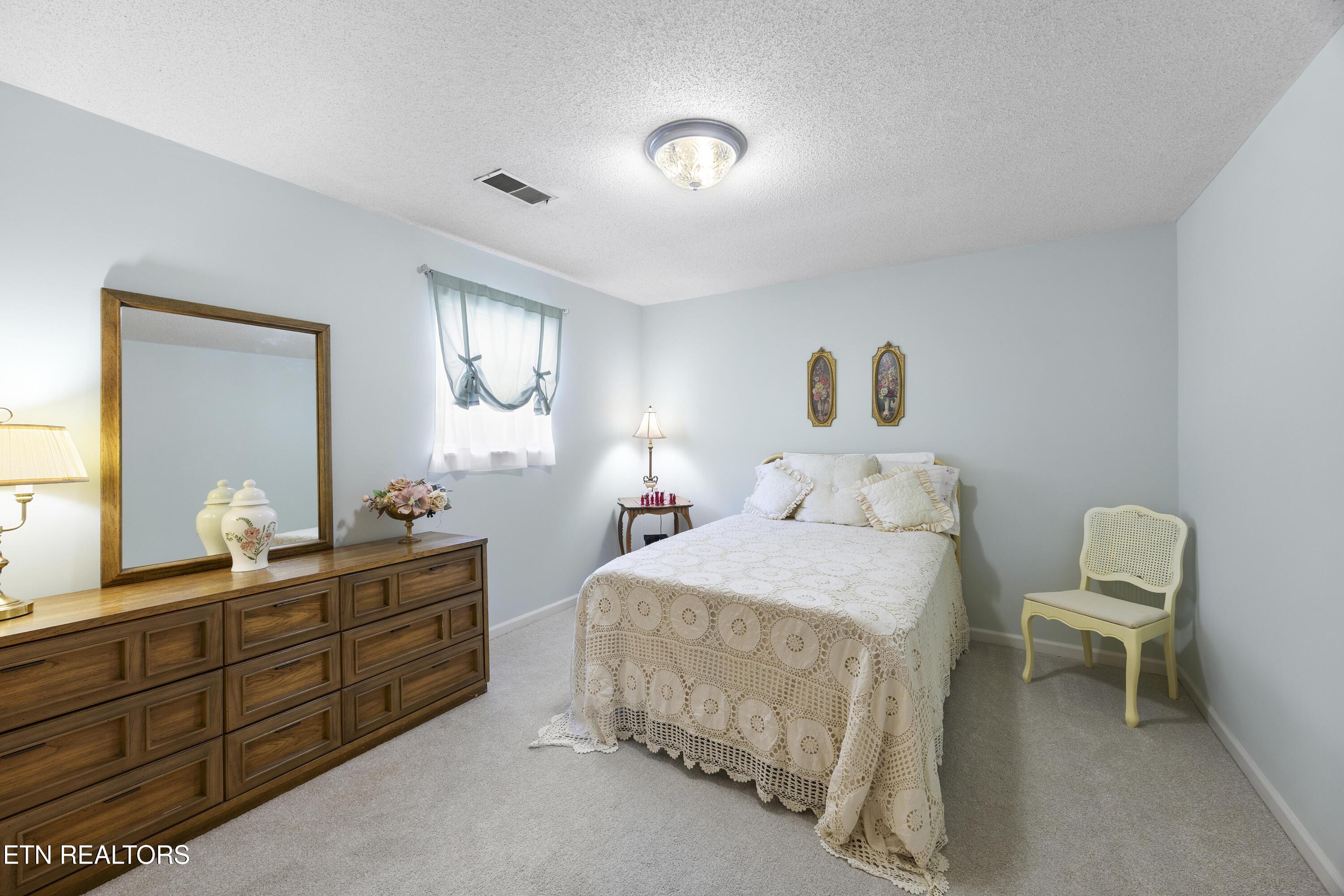 1020 Crooked Springs Road Knoxville TN 37932