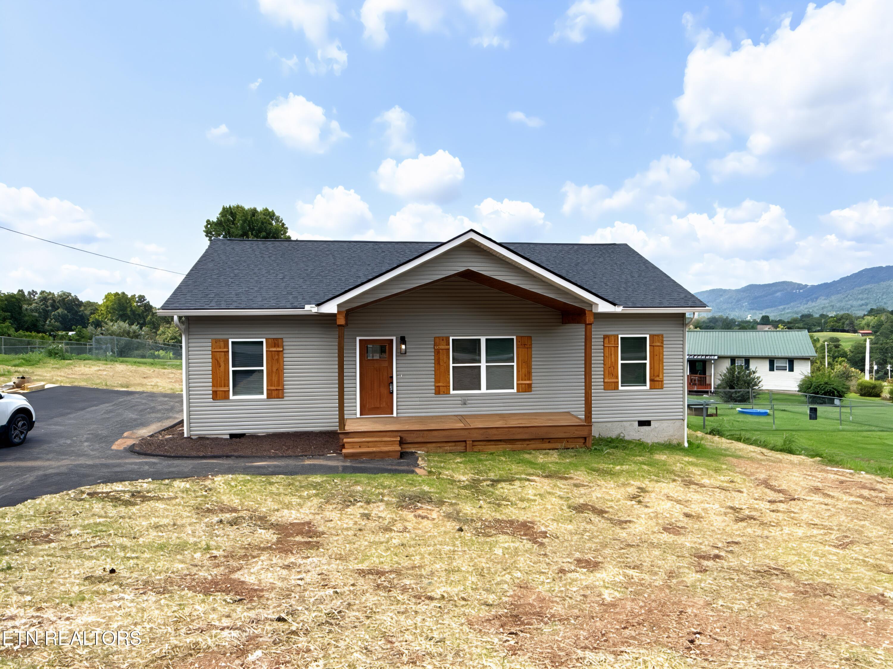 460 Glade Springs Road Lafollette TN 37766